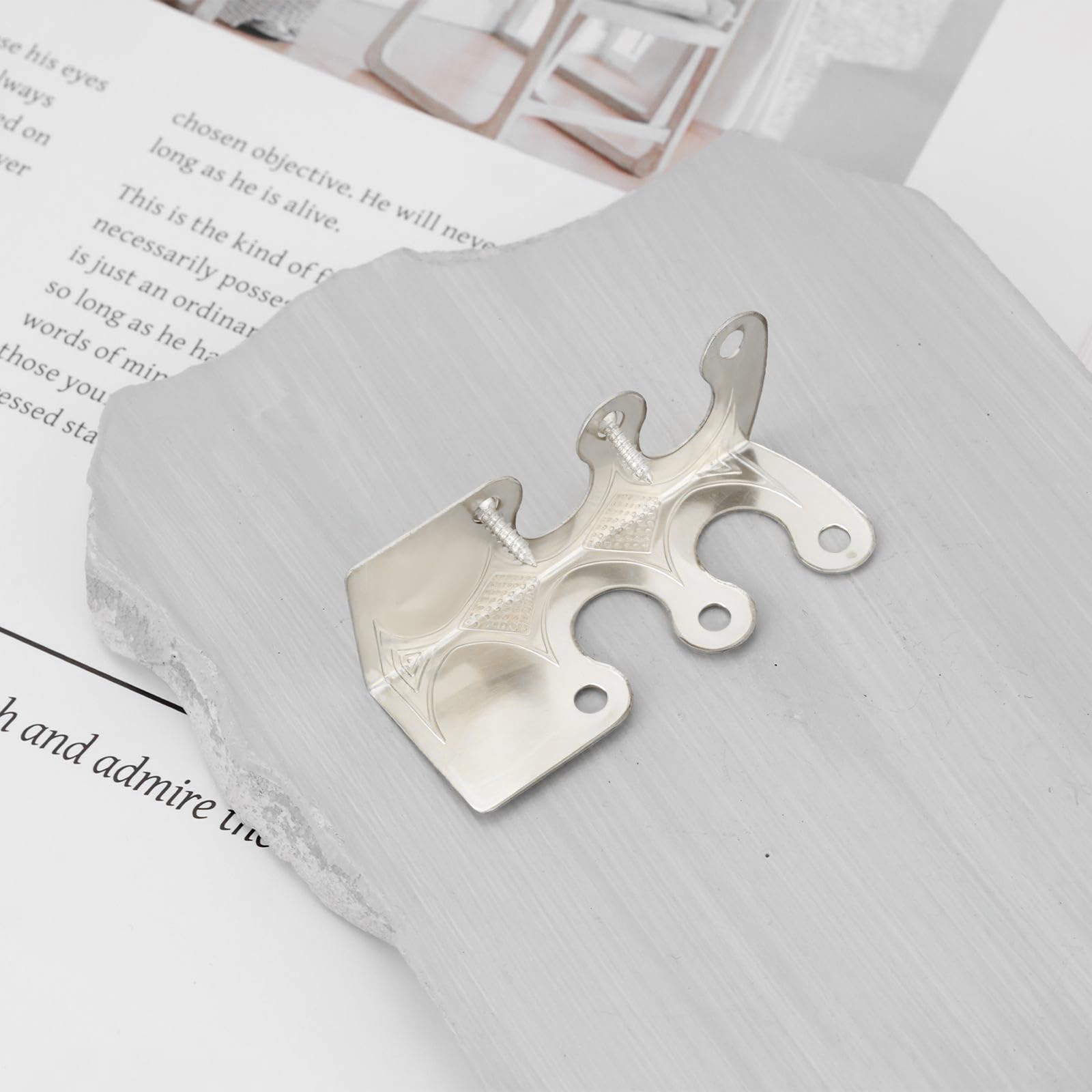 12 pièces de protections d'angle en métal avec vis pour plinthes pour meubles de salon, bureau et boîtes à bijoux - Emballage 4,8x2,9x2,1 cm Blanc Nickel