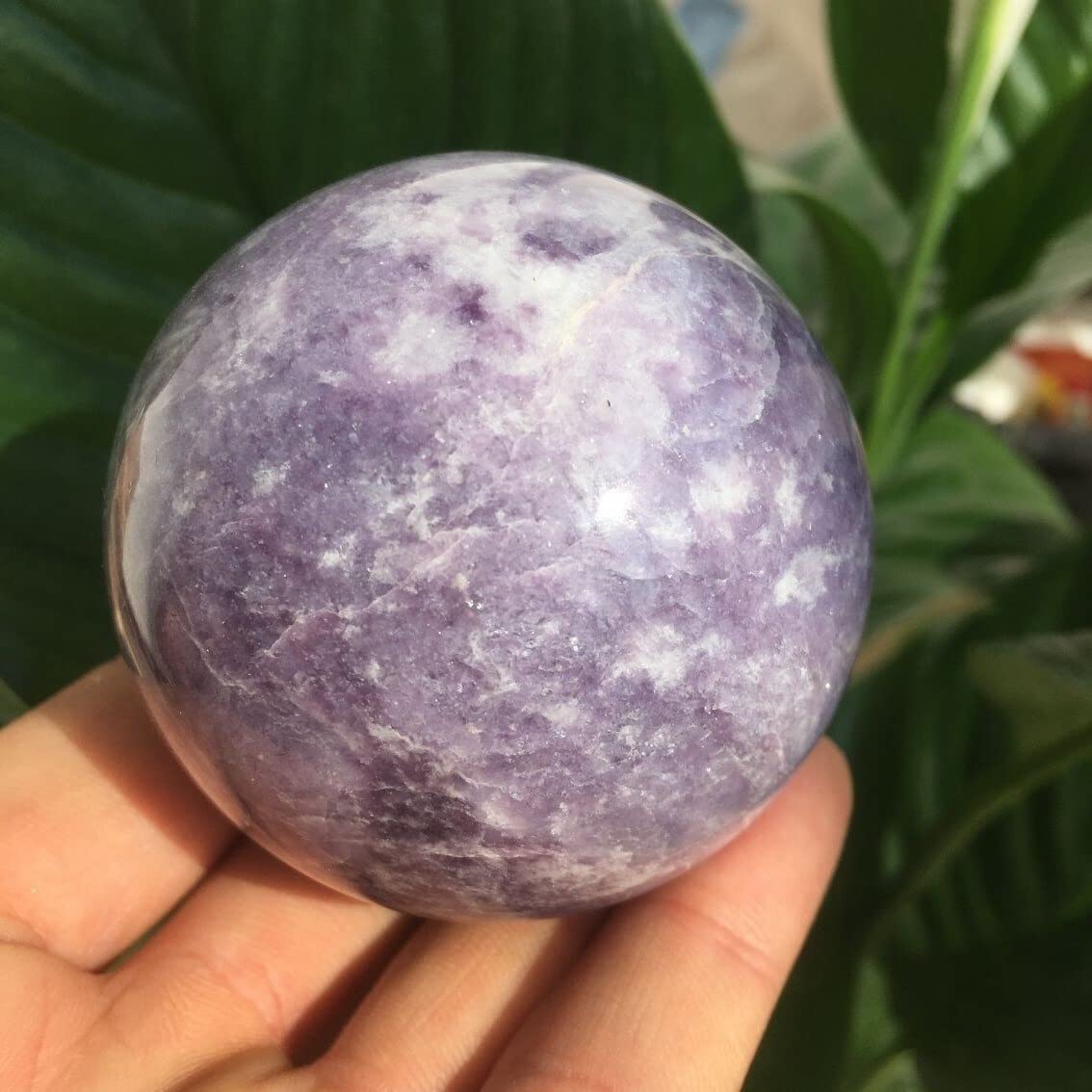 Cristalli e Pietre Naturali Sfera di Cristallo di Mica Viola Naturale Cristallo Naturale 60-65MM for la Decorazione Raccolta domiciliare