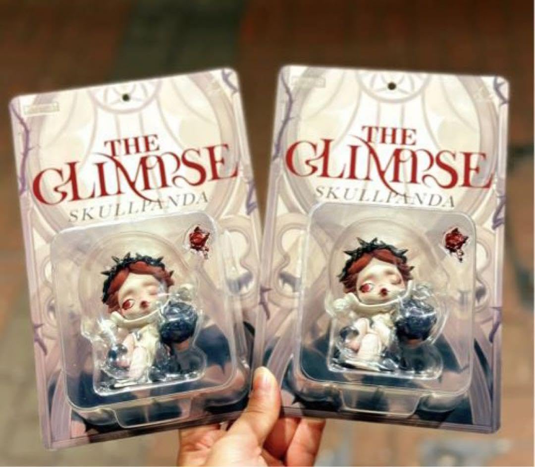 Amazon.co.jp: POPMART SKULLPANDA The Glimpse : Toys & Games
