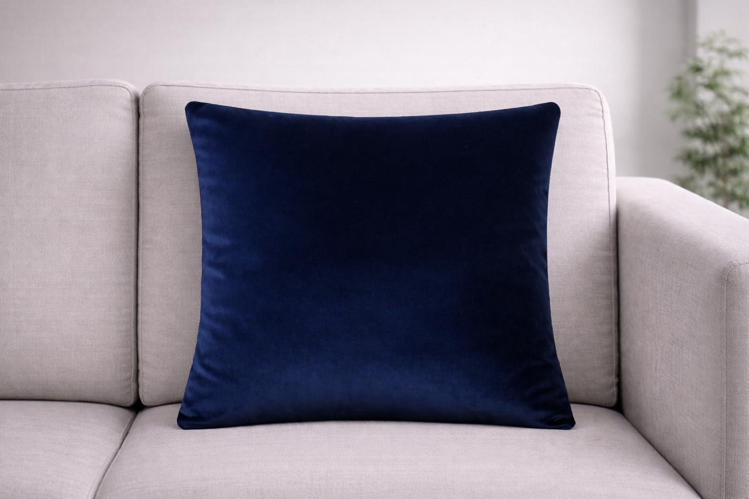 Seechoo Velvet Cushion Covers Pack of 2, Large 55x55cm (22x22 Inch), Soft Luxury Velvet Sofa Cushion Covers, Decorative Throw Pillow Covers for Living Room Bedroom (Royal Blue) — image 1