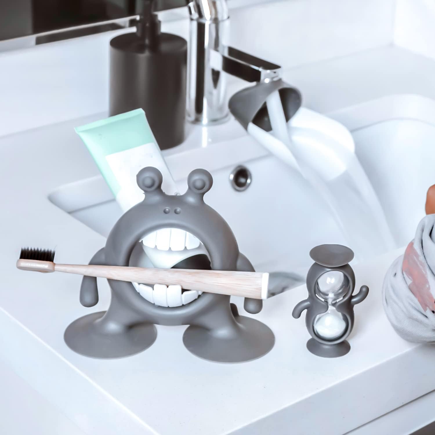 Prince Lionheart eyeSMILE Toothbrush & Toothpaste Holder Set with Faucet Extender, Galactic Grey