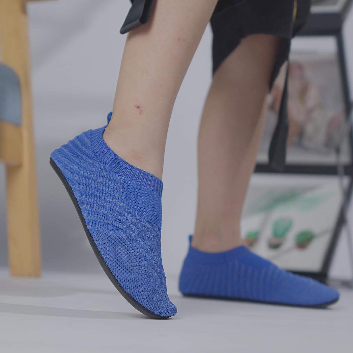 SLEVEL Pantuflas cómodas para niños pequeños, ligeras, antideslizantes, agarre alrededor de la casa, zapatos para niños y niñas
