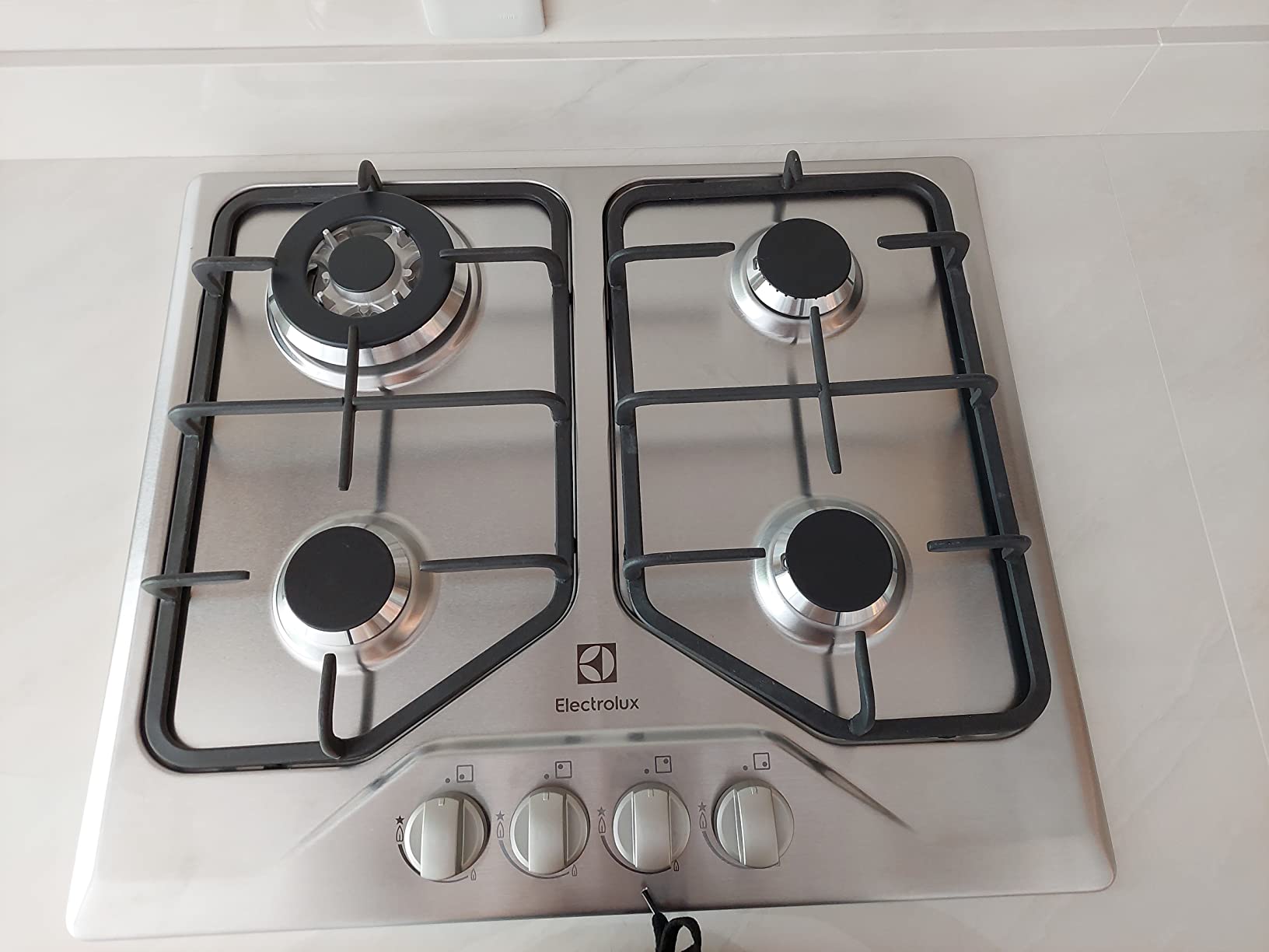 Cooktop a Gás Electrolux Inox com 4 bocas e Queimador Tripla Chama