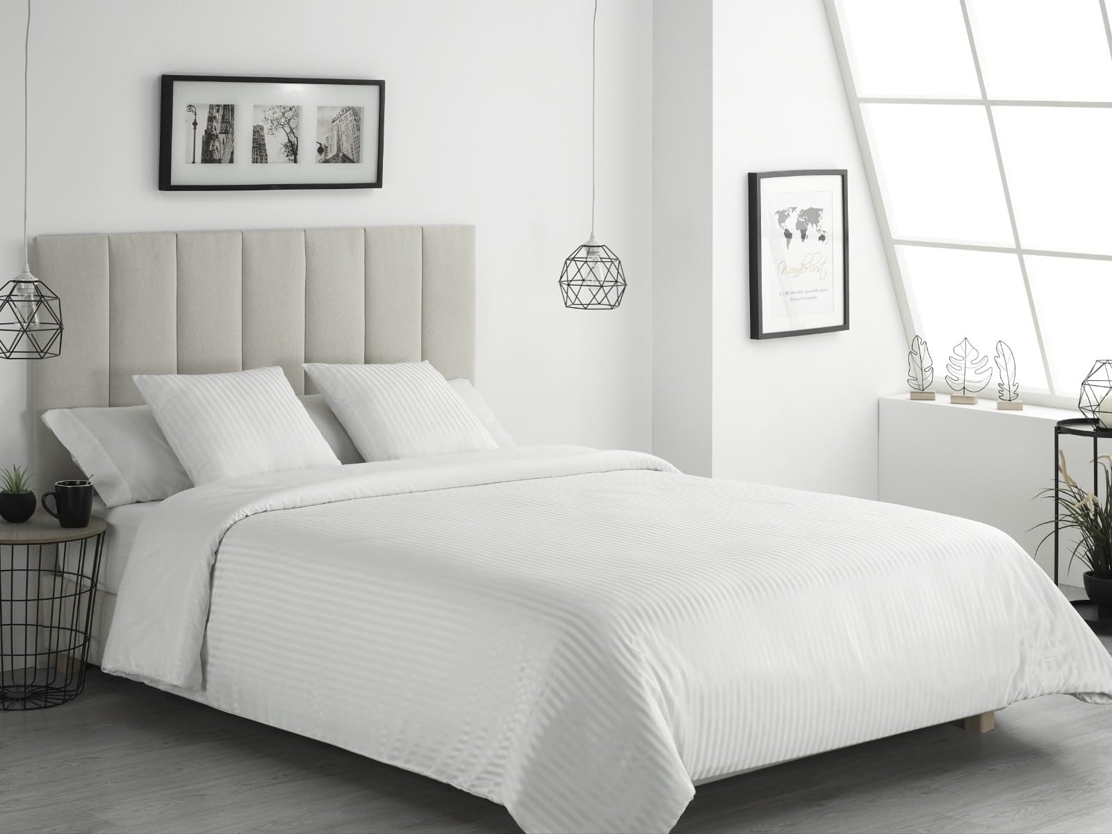 Funda Nórdica Hotel Tejido Satén Cutí con Cojines Color Blanco Talla 280x240 cm - Dhestia Home