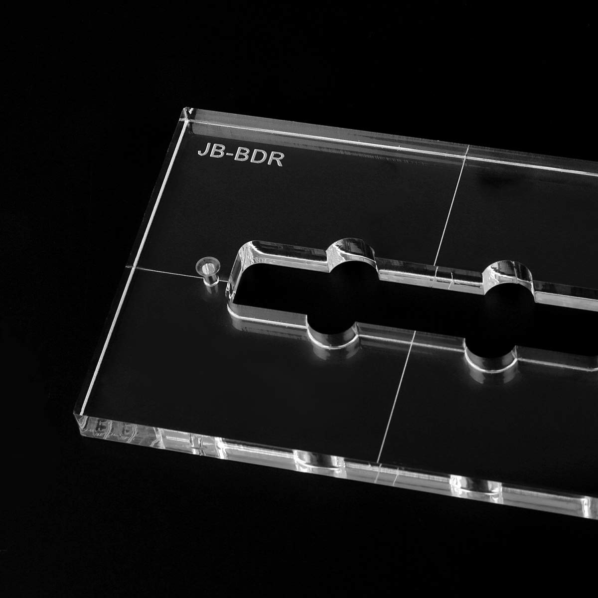 Musiclily Pro CNC Preciso Acrílico Pickup Routing Template para Standard Jazz Bass Pastilla Puente