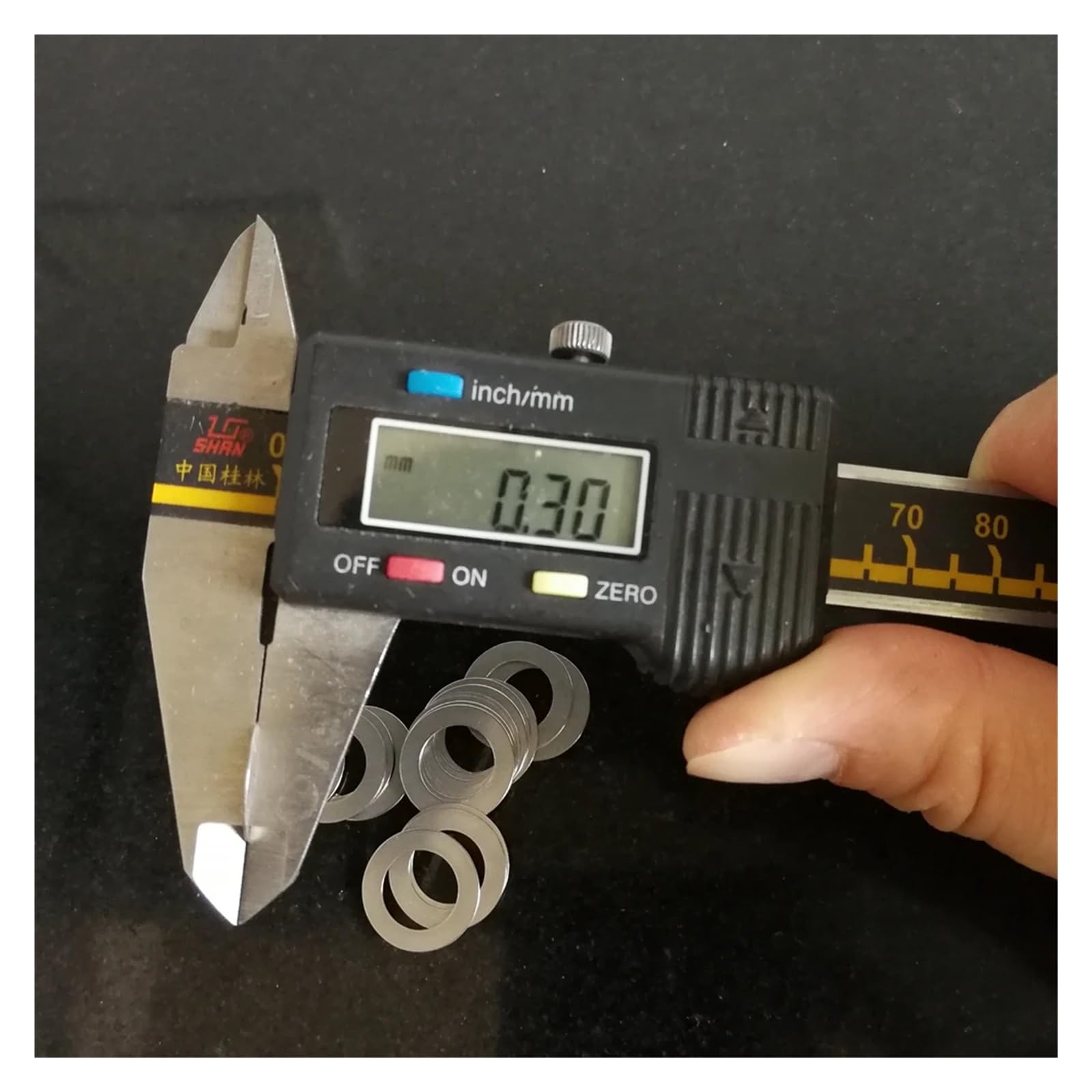 Groß Unterlegscheiben,Unterlegscheiben, Dicke: 0,3 mm. Edelstahl-Unterlegscheibe. Ultradünne Dichtung(4x10x0.3)