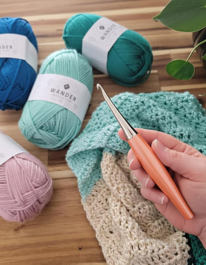 Furls Crochet Odyssey Peach, punta nichelata per una scorrevolezza senza sforzo, uncinetti con manico ergonomico da 17,8 cm (J - 6,00 mm)