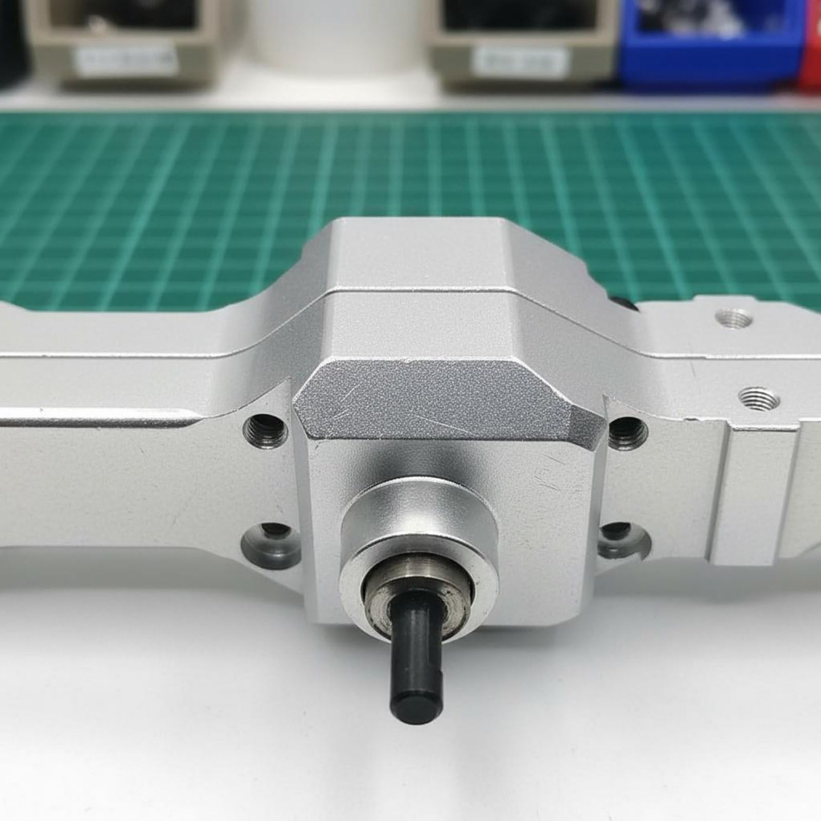 Eje de Vehículo Conjunto Eje Delantero Trasero Transmisión Tracción Carcasa de Metal Reforzada Renovación Completa para RC 1/10 C74 y /16 Adecuado para Escalada Rutas Aficionados, Rojo