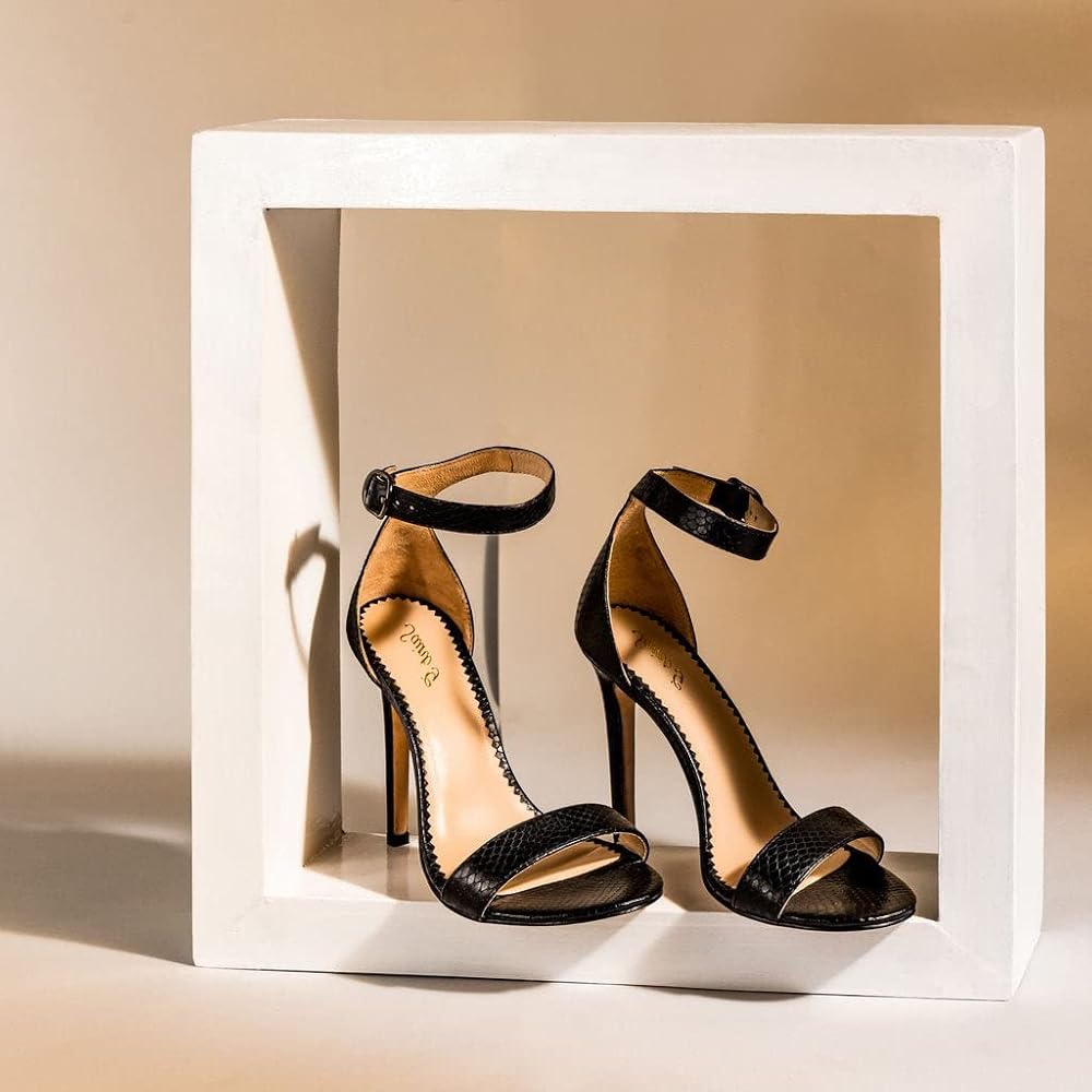 Aggregate 164+ black snake print heels super hot esthdonghoadian