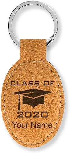 LaserGram Llavero ovalado, tapa de graduación clase de 2023, 2024, 2025, 2026, grabado personalizado incluido (corcho)