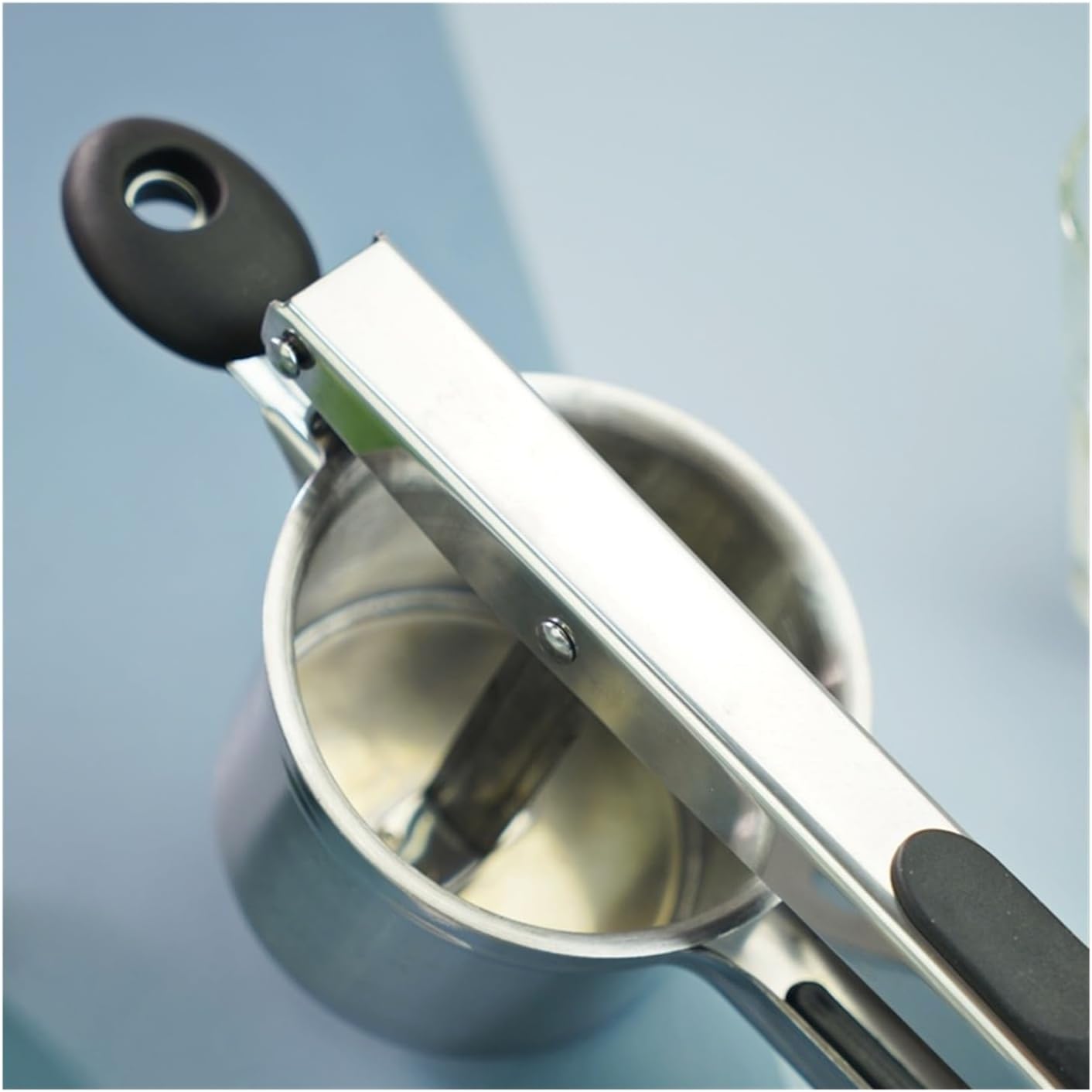 Manual Juicer Stainless Steel - Thickened Potato Masher Crusher, Multifunctional Potato Press & Fruit Juicer Kitchen Tool(29.5x9.3x14.5cm)