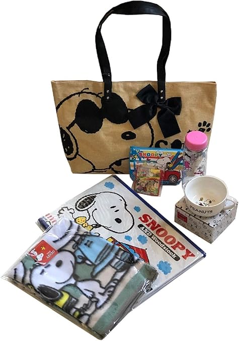 Amazon スヌーピー 福袋 年 お楽しみ袋 ラッキーバッグ お正月 プレゼント キャラクターグッズ C おもちゃ雑貨 おもちゃ