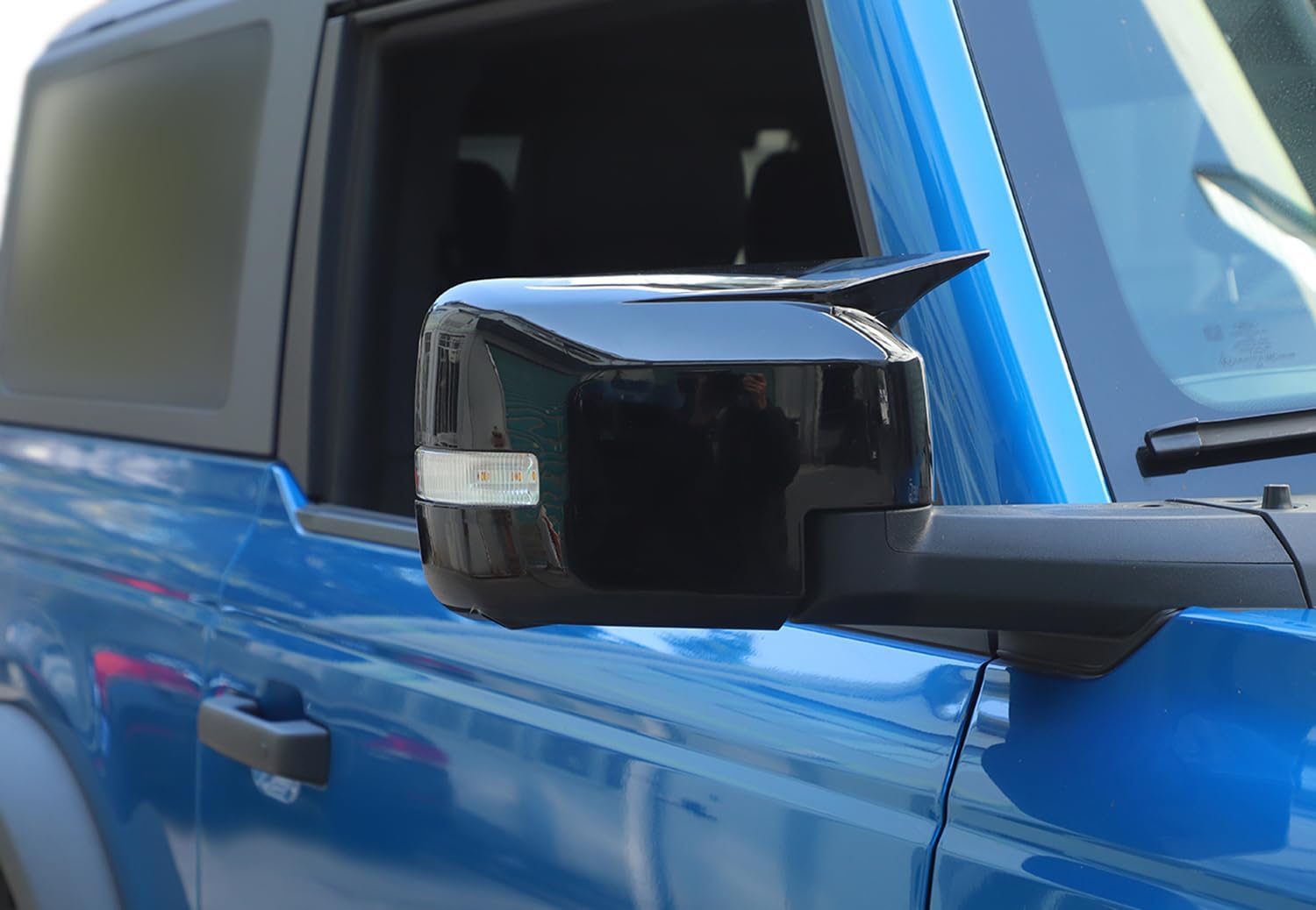 2PCS Rearview Side Mirror Covers Rear View Mirror Cap Shell Guard Trims Compatible with Ford Bronco 2021 2022 2023 2024 2025 Exterior Accessories (Black, With turn signal hole)