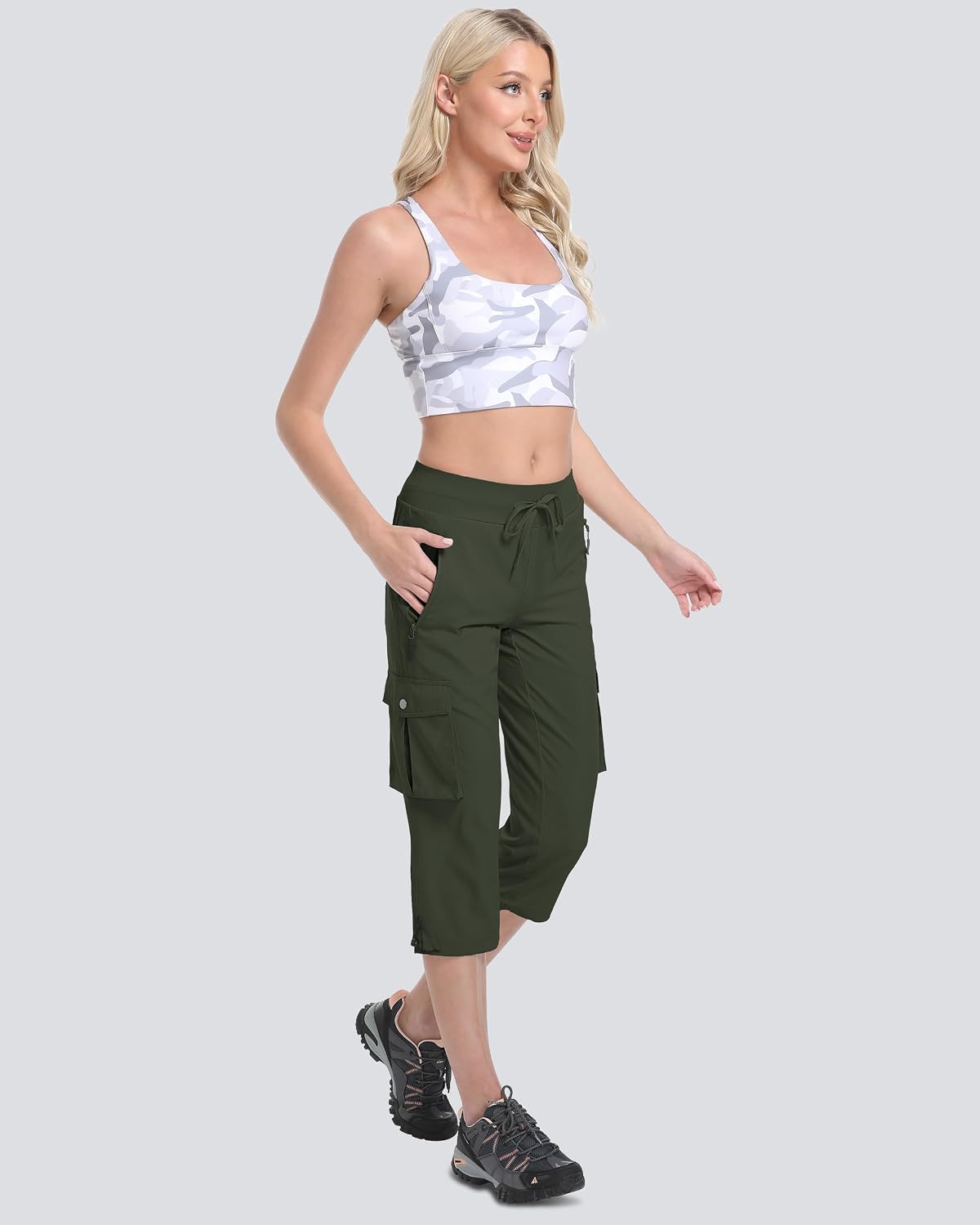 Women's Cargo Capris Hiking Pants Lightweight Quick Dry Summer Travel Athletic Outdoor Elastic Waist Loose Casual