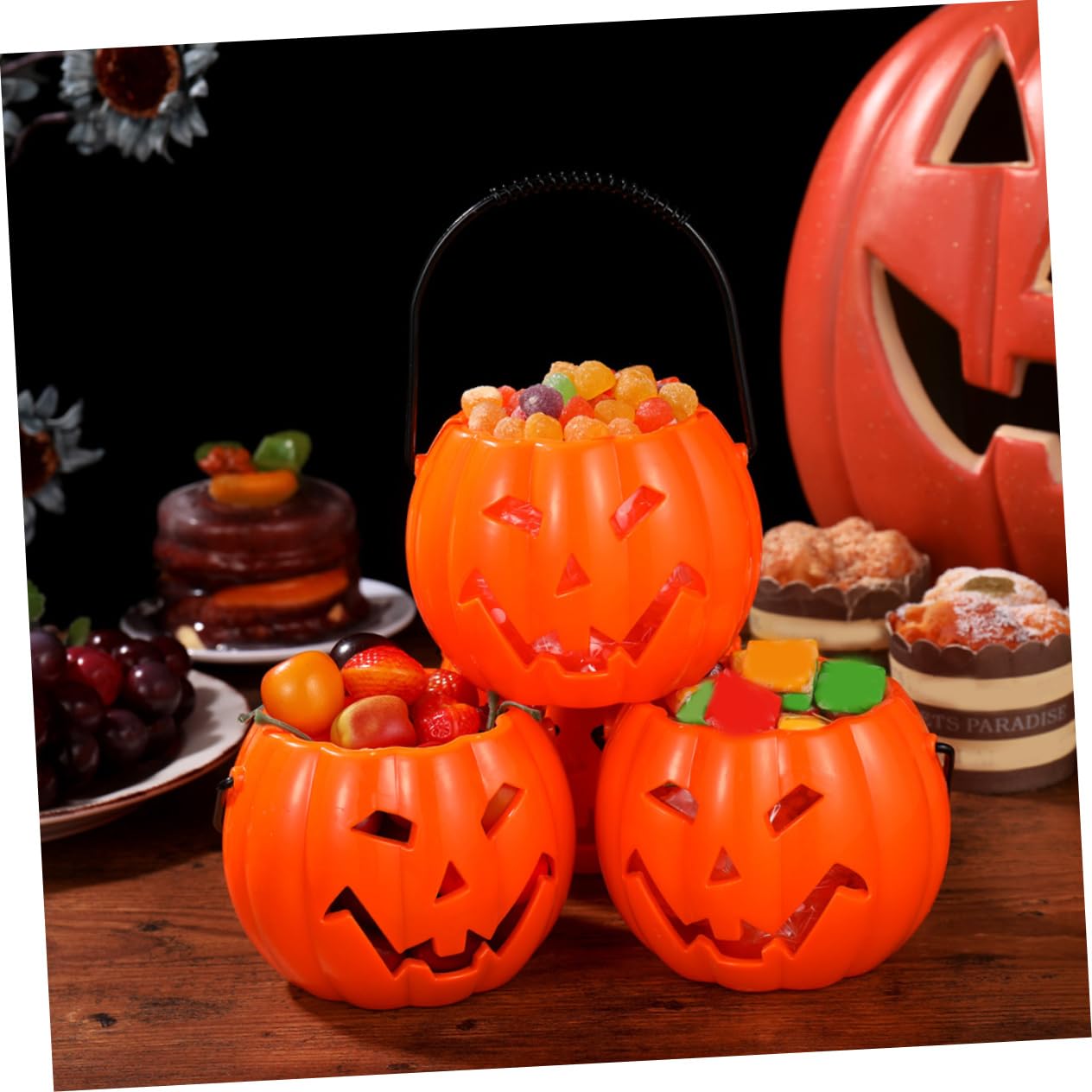 DECHOUS 2PCS Luminous Halloween Pumpkin Lamp with Handle Sound Activated Handheld Pumpkin Barrel for Festive Decoration Lantern Design Random Color