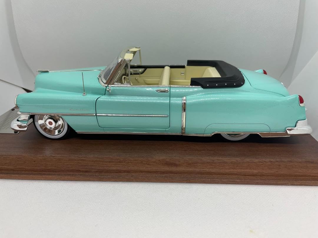 キャディラック 1/18 Series 61 Convertible 1950 キャディラック 1/18 Series 61 Convertible 1950 1/18 Cadillac