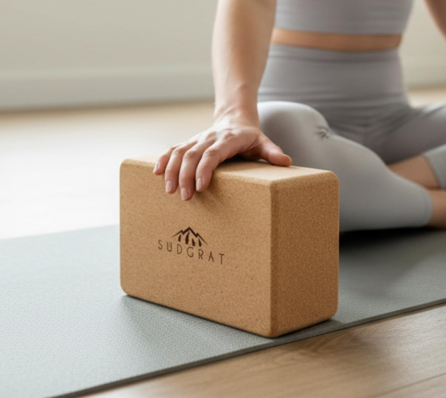Bloc de Yoga Südgrat en Liège 100% Naturel Stable Adhésif | Pilates Fitness 22,5x14,5x7cm Beige 660g, Bloc de Yoga