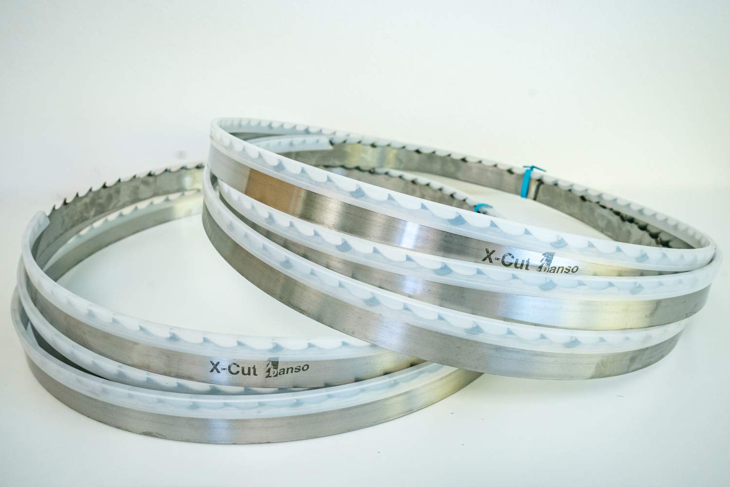 SBM X-Cut - 2 lame per sega a nastro per legno per seghe mobili, 3200 x 35 x 1,1 mm, distanza tra i denti 22 mm