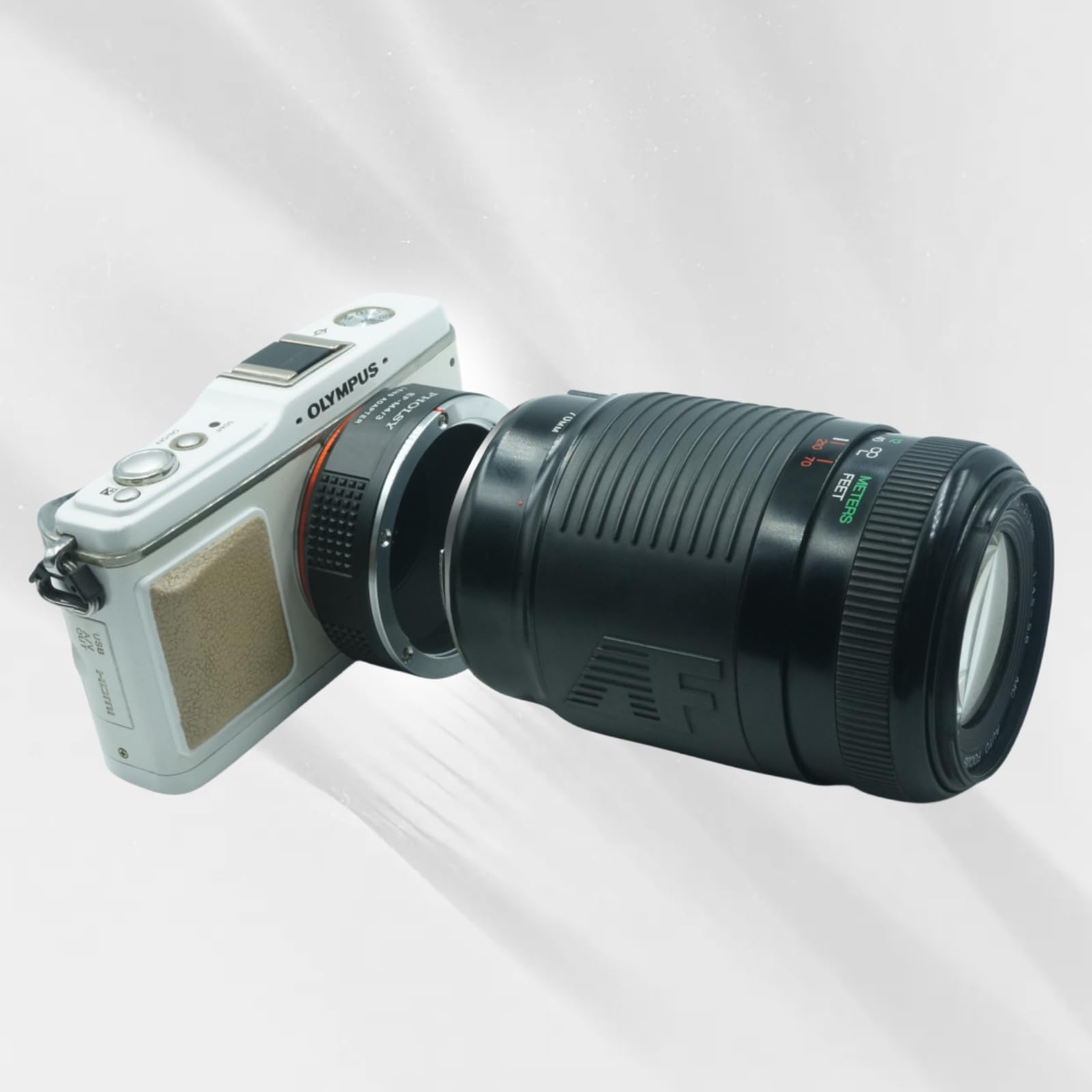 PHOLSY Adattatore di Lente EF-MFT Messa a Fuoco Manuale Compatibile con Obiettivo Canon EOS EF EF-S su Micro Four Thirds M4/3 (MFT Micro 4/3) Corpo Fotocamera Compatibile con Olympus Panasonic Lumix