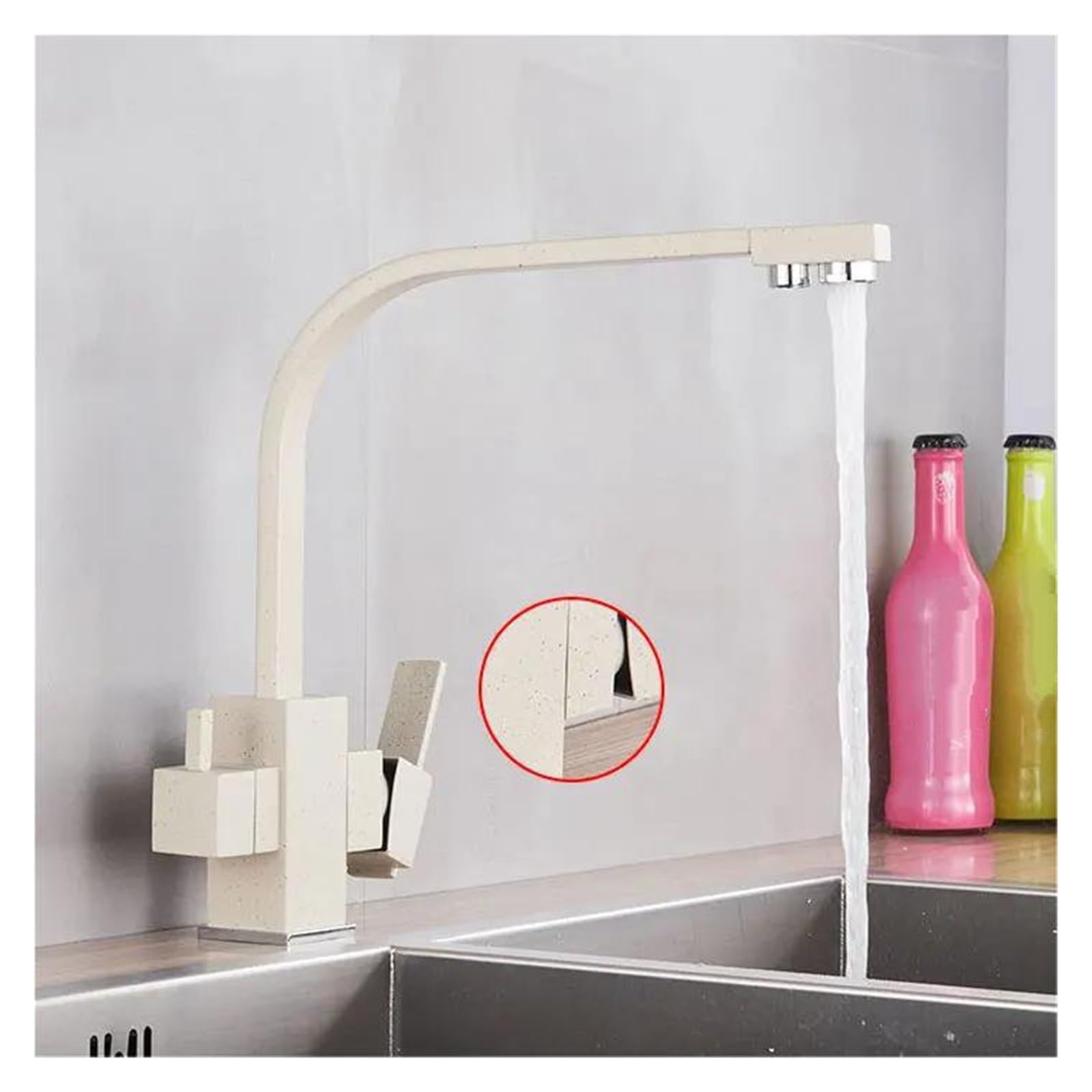 Robinet de cuisine en laiton massif au design carré et finition haut de gamme