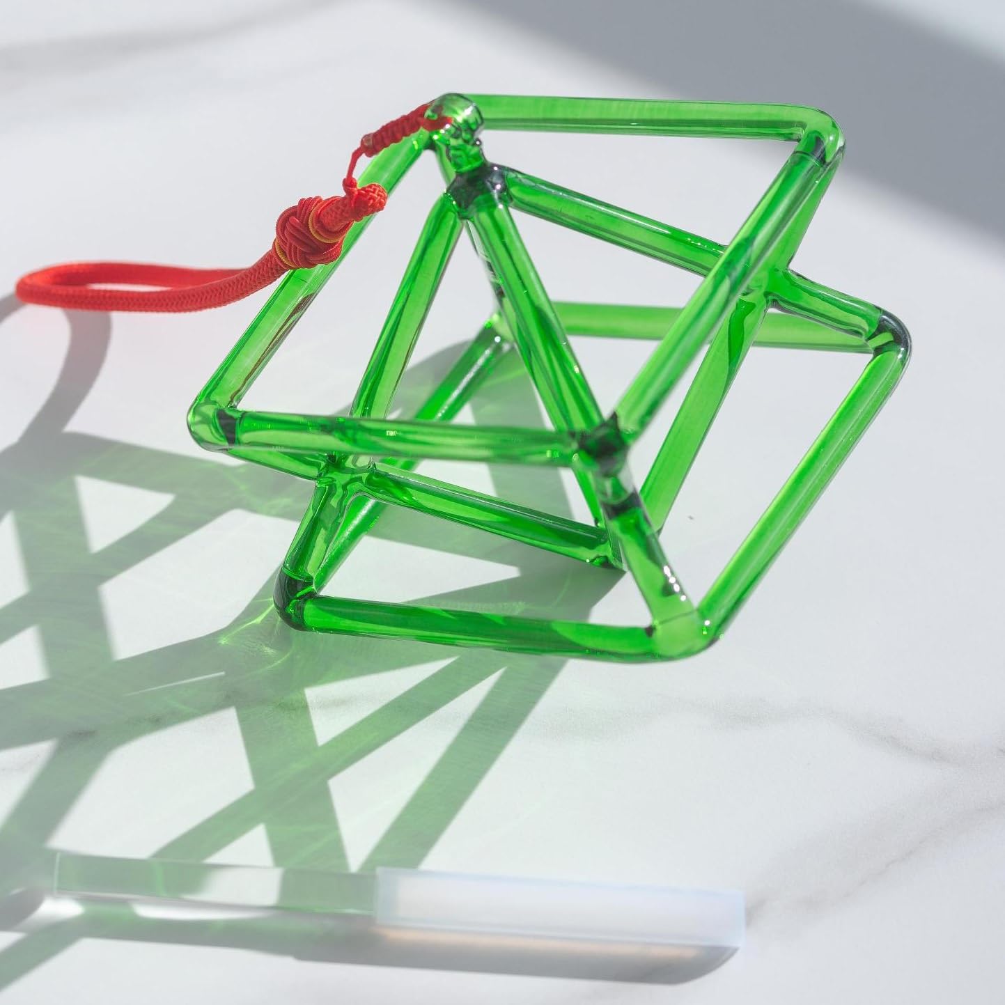 Green Singing Bowl, Singing Pyramid Merkaba Crystal, Gift For Yoga Meditation & Sound Healing, With Free Acrylic Striker & 1 Rope(10 Inch)