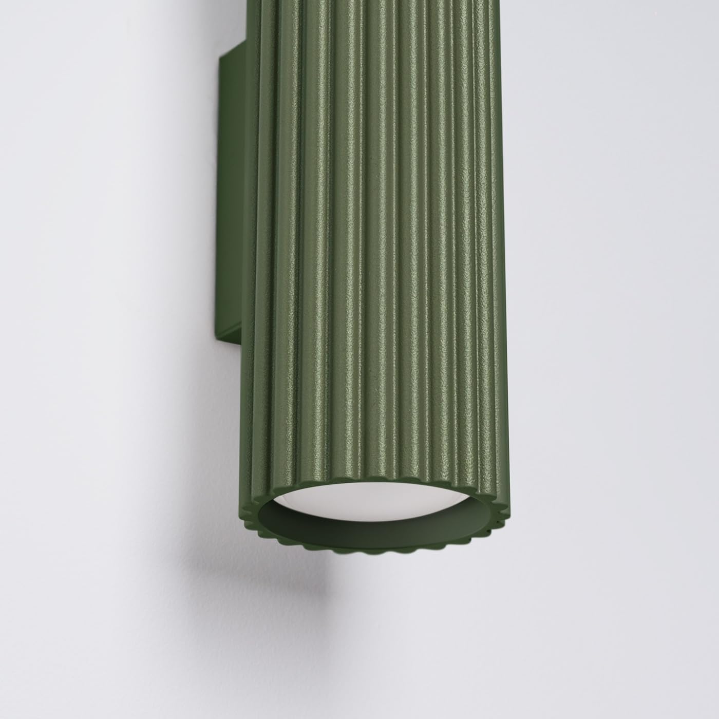 SOLLUX lighting Lámpara de Pared - Aplique Pared Interior - en Aluminio - 1 Pantalla - 6,5 x 8 x 30 cm - Karbon Verde Oliva