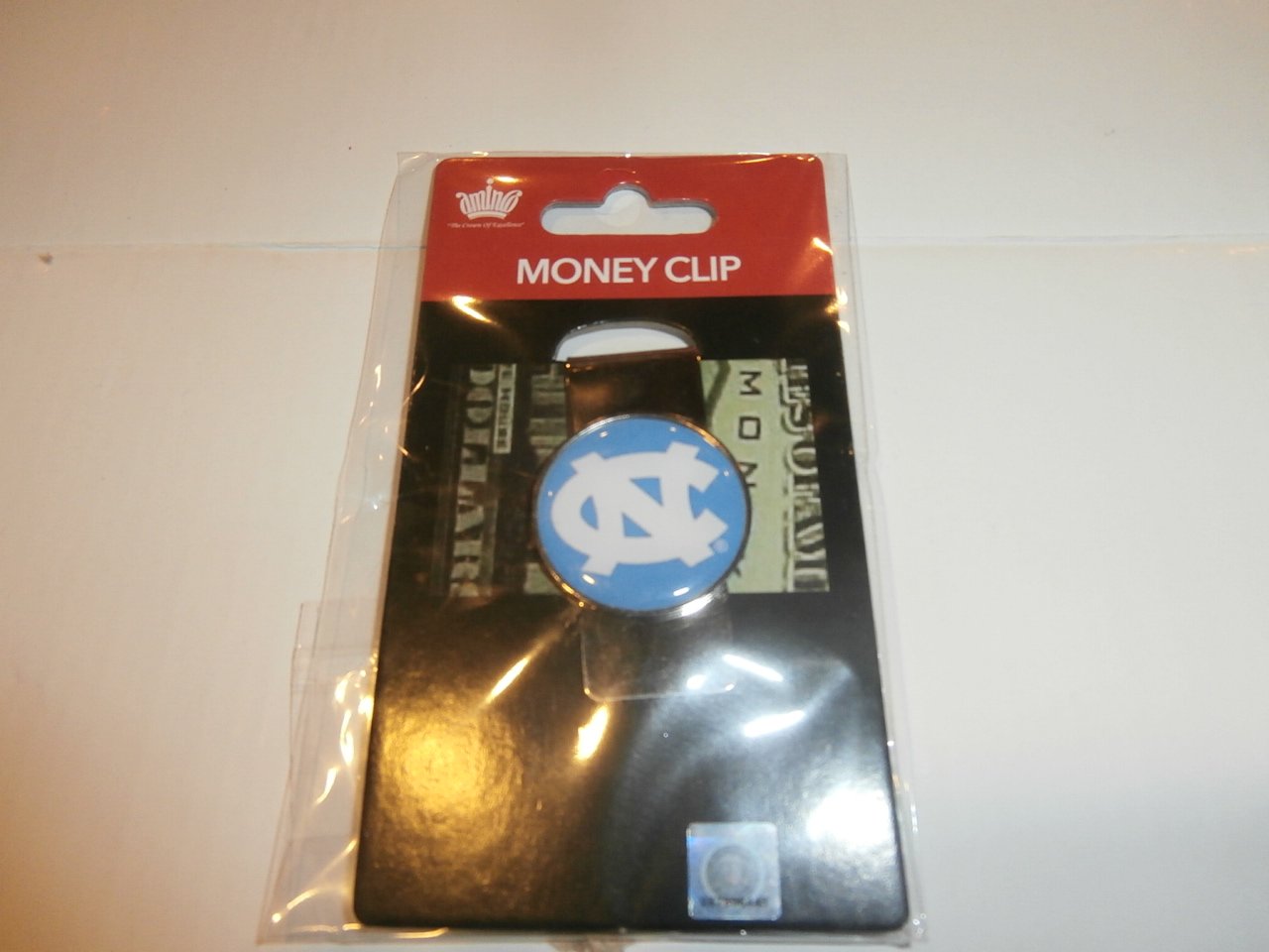 NCAA North Carolina Tar Heels Domed Money Clip-image-35