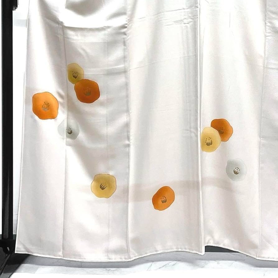 付け下げ　金駒刺繍　金彩　抽象花模様　オフホワイト　着物　021a d Amazon.co.jp: 付け下げ 金駒刺繍 金彩 抽象花模様 オフホワイト