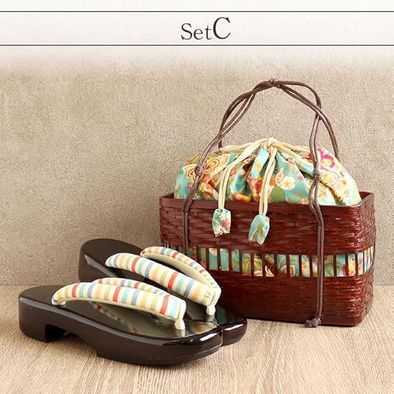 ○浴衣 帯 下駄 かごバッグの4点セット 浴衣 下駄 かごバック 帯 4点 SET - メルカリ