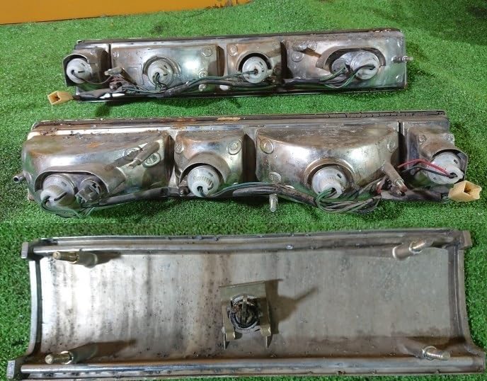 Amazon.co.jp: いすゞ 117クーペ PA96 テールライト 左右セット  