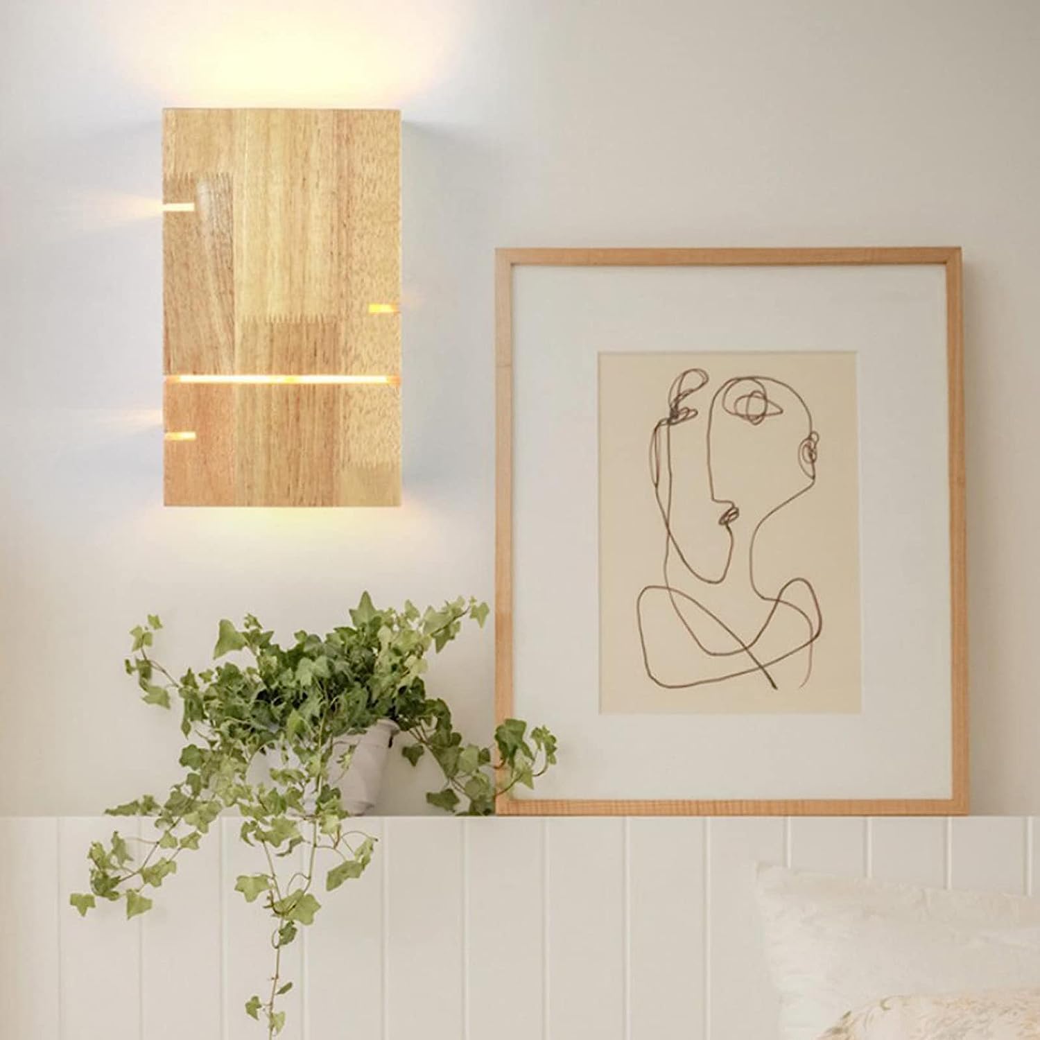 Modern Light Luxury Rustic Farmhouse Wood Wall Sconce Square Vintage Bedside Wall Mount Lamp Nordic Modern Wall Lantern Decor Hallway Wall Light for Bedroom Living Room Stairway Restaurant