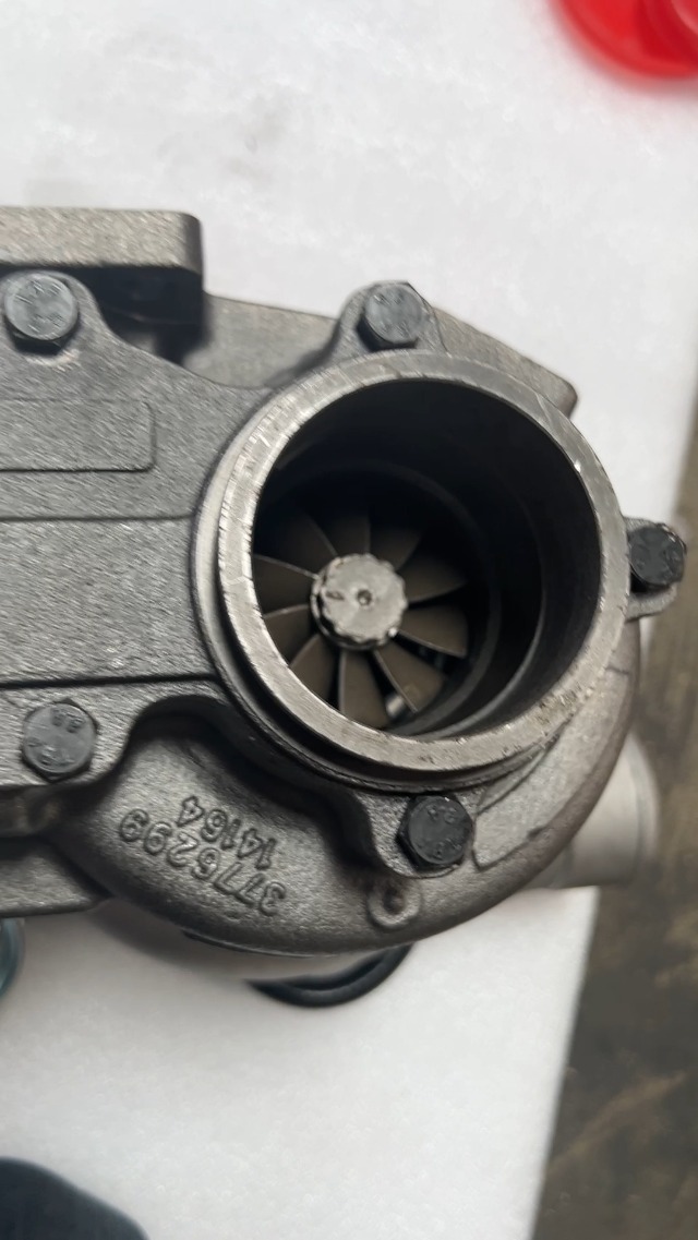 Amazon.com: 3536972 3536973 3802767 HX35W Turbocharger fits for 
