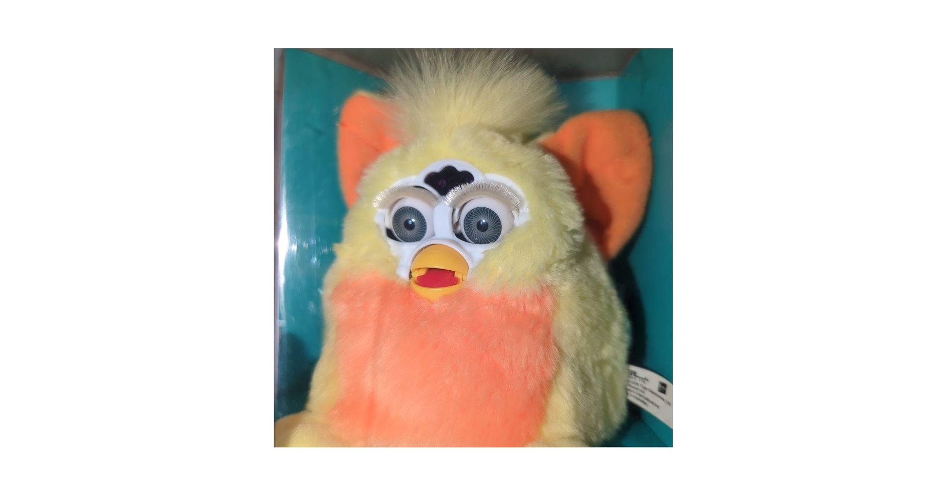 激レア！新品未開封　灰色目　ベイビーイエロー　イタリア語 Amazon.co.jp: ファービーベイビー グレイアイ イエロー イタリア語