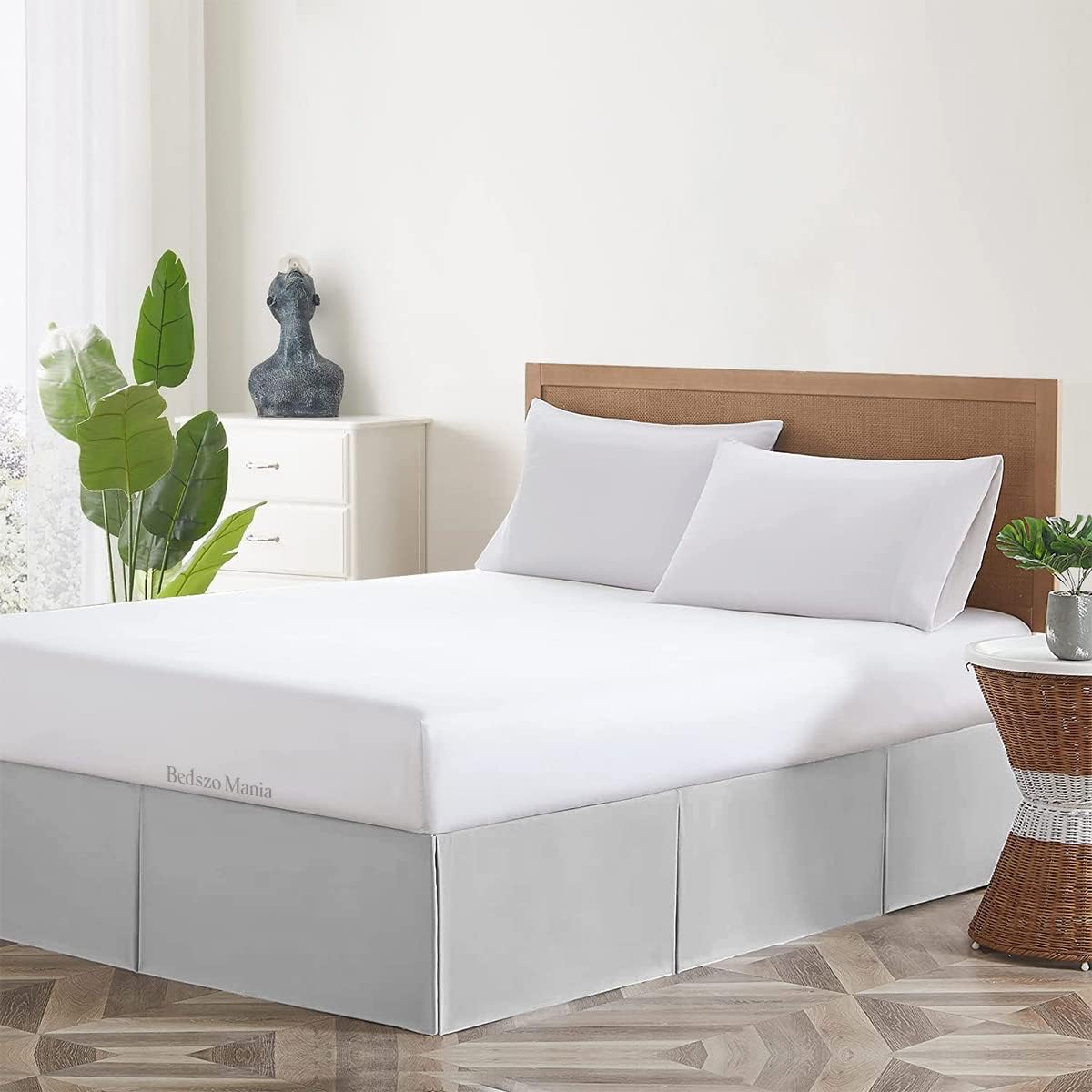 Box Pleated Bed Skirt 14 Inch Drop Full Size Silver Color Bed Skirt Split Corner Pleated Style Easy Fit Easy Care Fade & Wrinkle Resistant-100% Microfibre Made