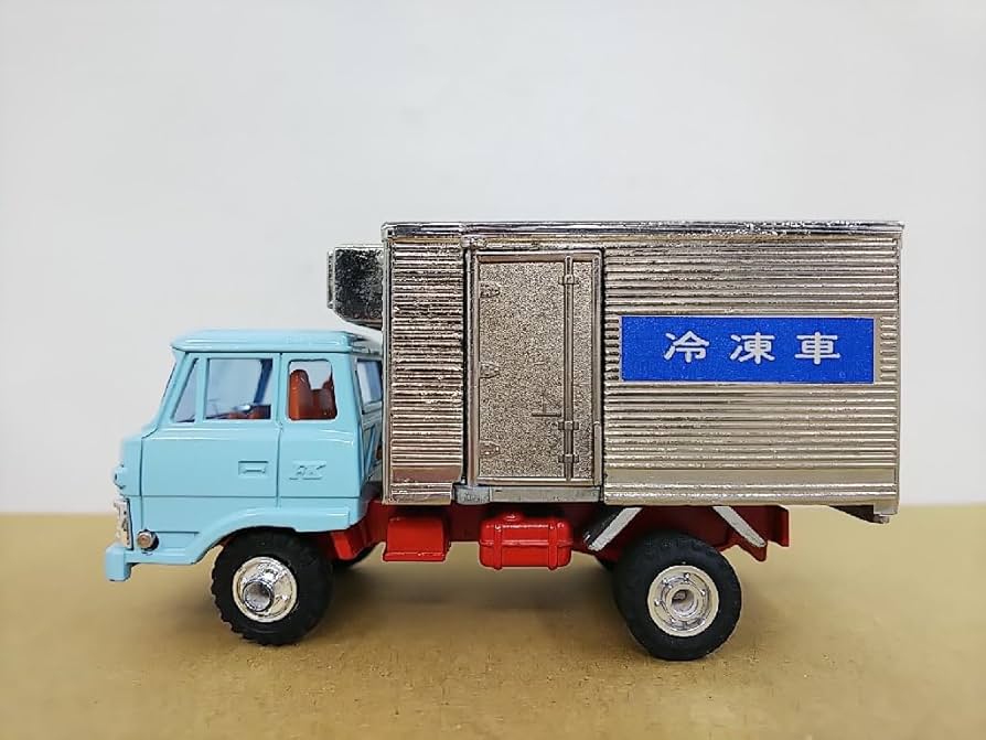 三菱ふそう 非売品　FK/FM ミニカー 1/43 Amazon | 1/43 三菱 ふそう FUSO FK/FM FIGHTER | ミニカー