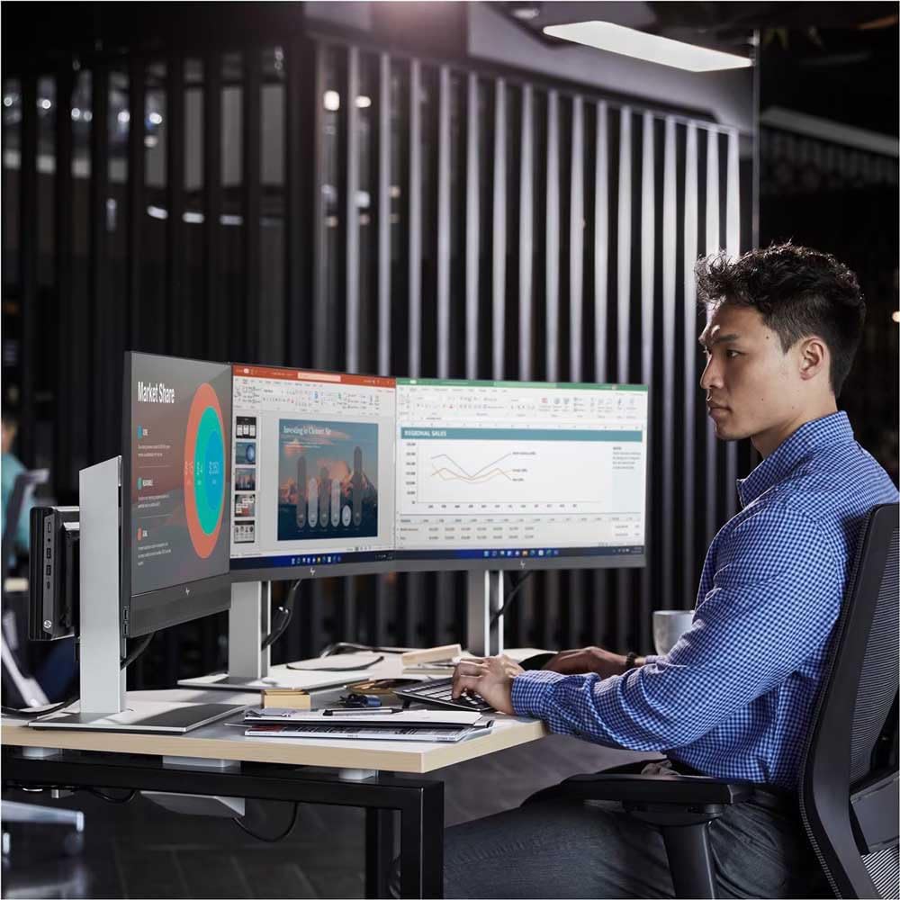 HP Komputer stacjonarny 622R6ET Abe Intel Core i7-13700 16 GB RAM 512 GB SSD