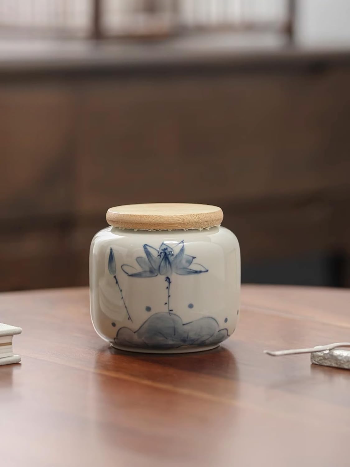 Chinese Style Tea Caddy, 225ml 7.4oz, Underglaze Color Hand-drawn Ceramics Kung Fu Tea Sealed Jar