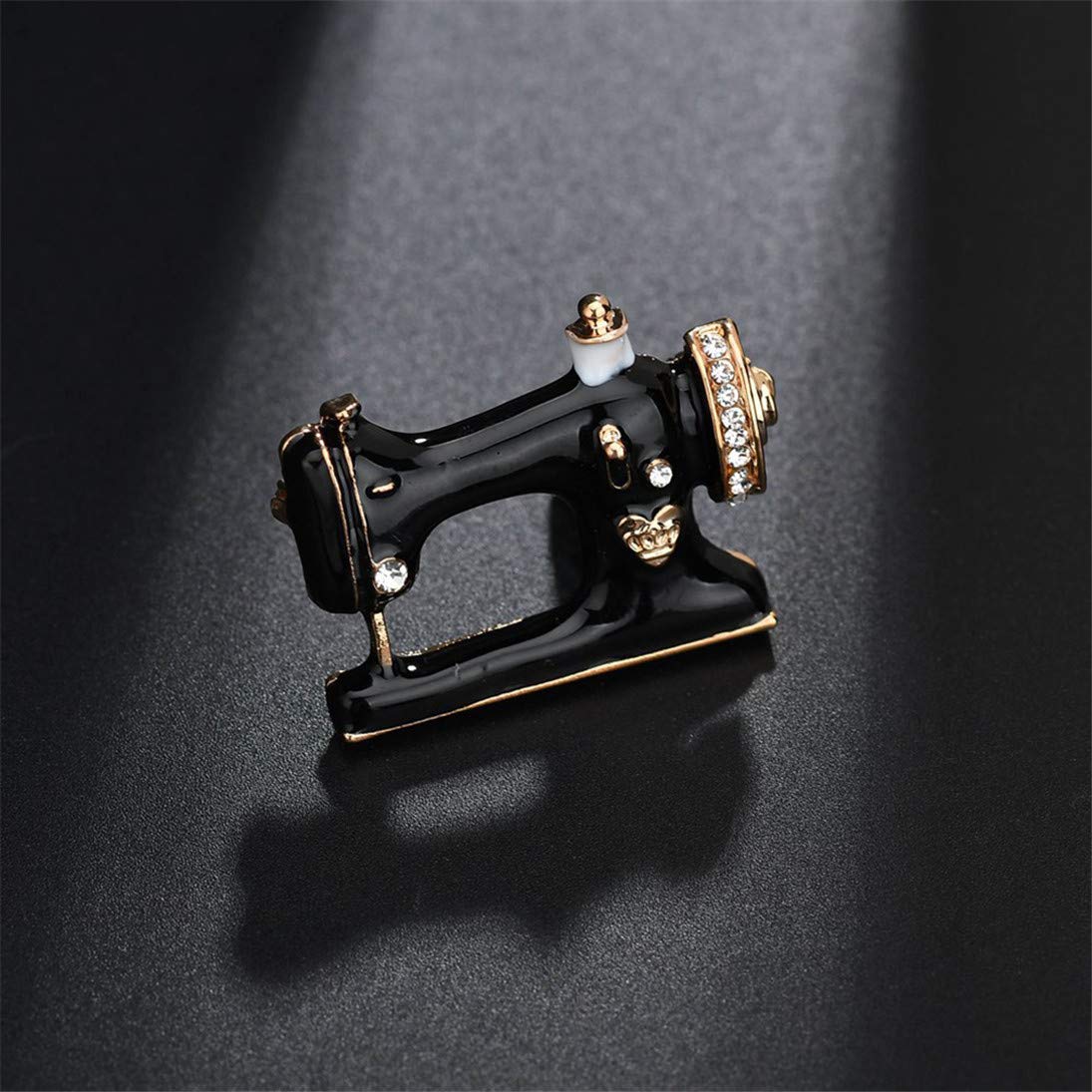 Winwinfly Alloy Sewing Machine Women Brooch Pin Fashion Jewelry Dress Accessory