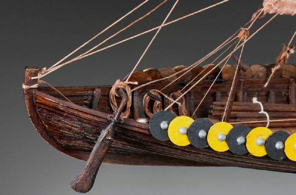 Best Price Square Gokstad - Barco vikingo 1:72