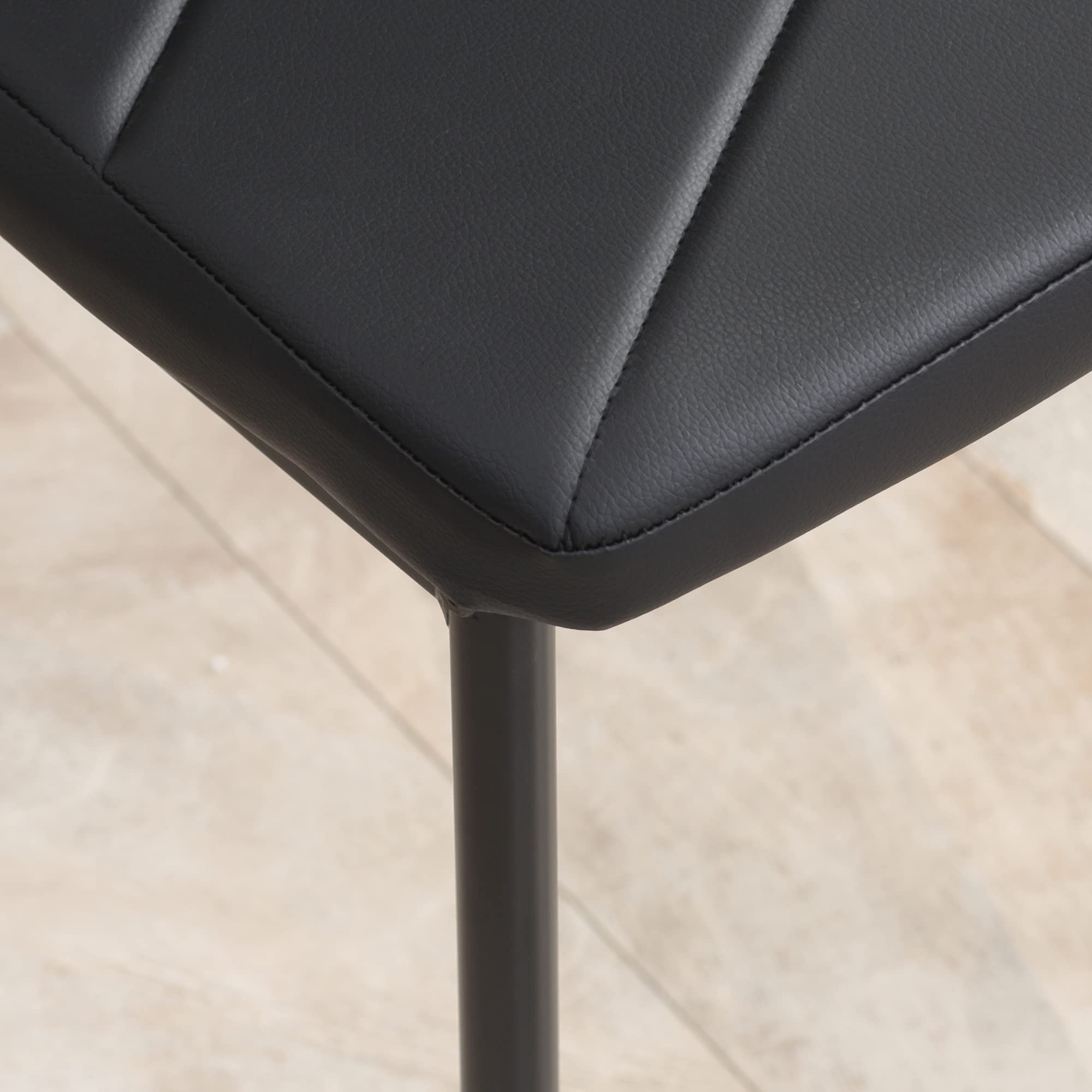 HOMCOM Ensemble de Table à Manger avec 4 Chaises, Meubles de Cuisine 5 Pièces, Plateau Verre Trempé, Pieds Acier, Noir