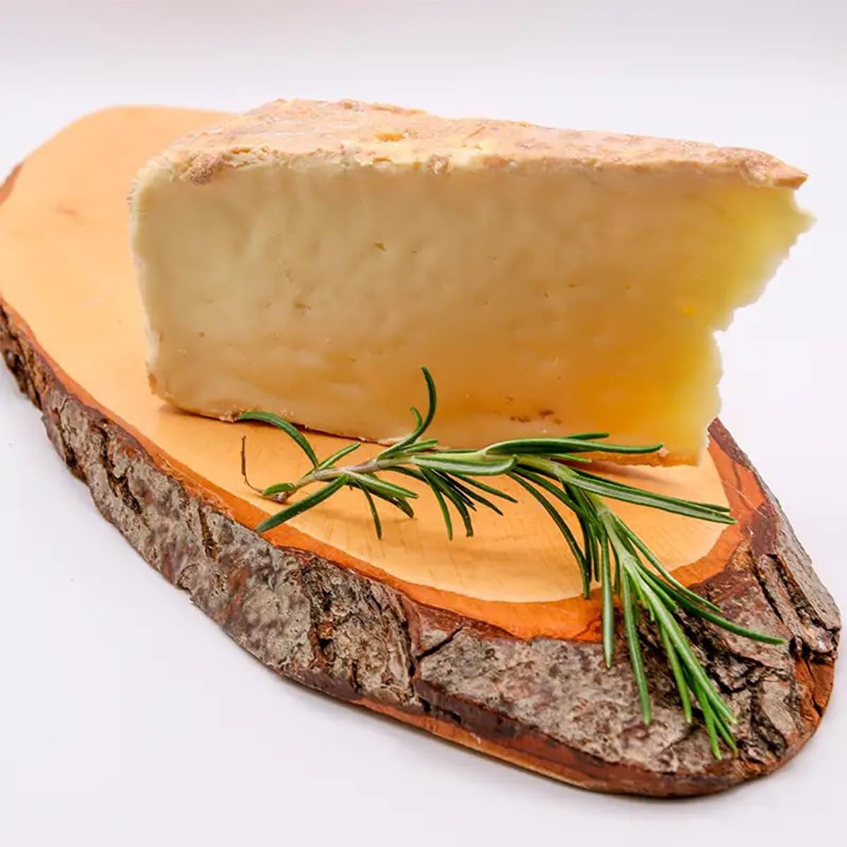 LA HUERTONA Cuña de queso Asturiano NUBLINA de leche pasteurizada de vaca 230-270 gr., Origen Asturias, Envasado al vacío