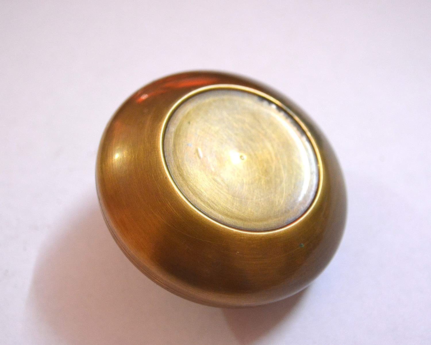Cendrier Vintage En Laiton Doré 11,5 Cm - Avec Symboles M - Objet Déco Fumeur