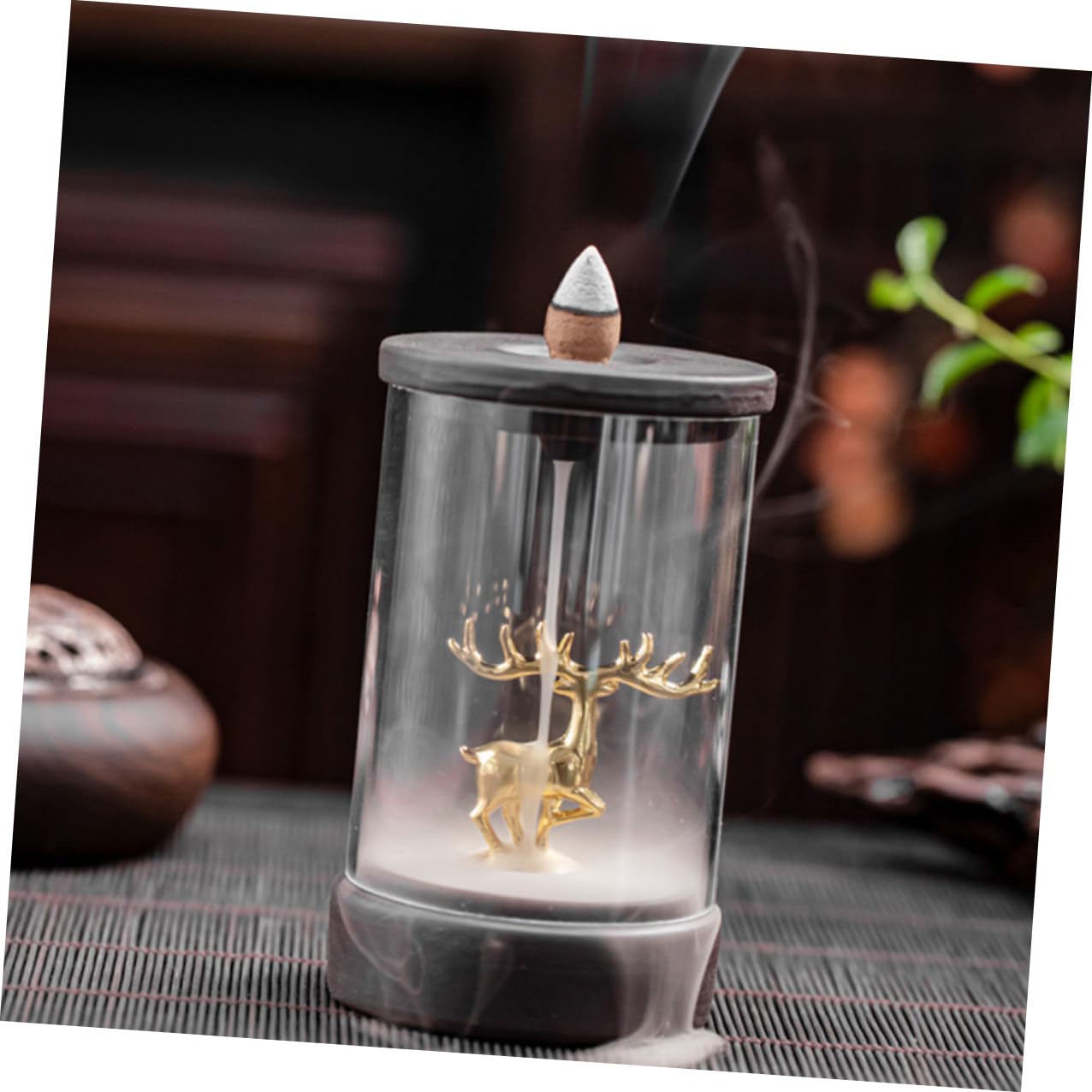 Artibetter Goldener Rückfluss Räucherbrenner Keramik Kreativer Räucherstäbchenhalter Mit Hirschmotiv Für Wohnzimmer, Büro Und Meditationsraum Handgefertigtes Duftornament