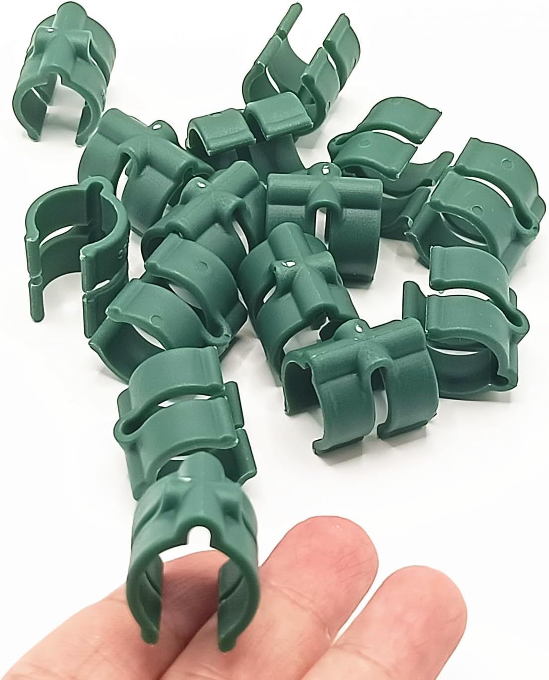 16PCS Plastic Greenhouse Shelf Clip Buckles for 0.63 inch Tube Fixed Greenhouses Shelves Grid and Film（Green）