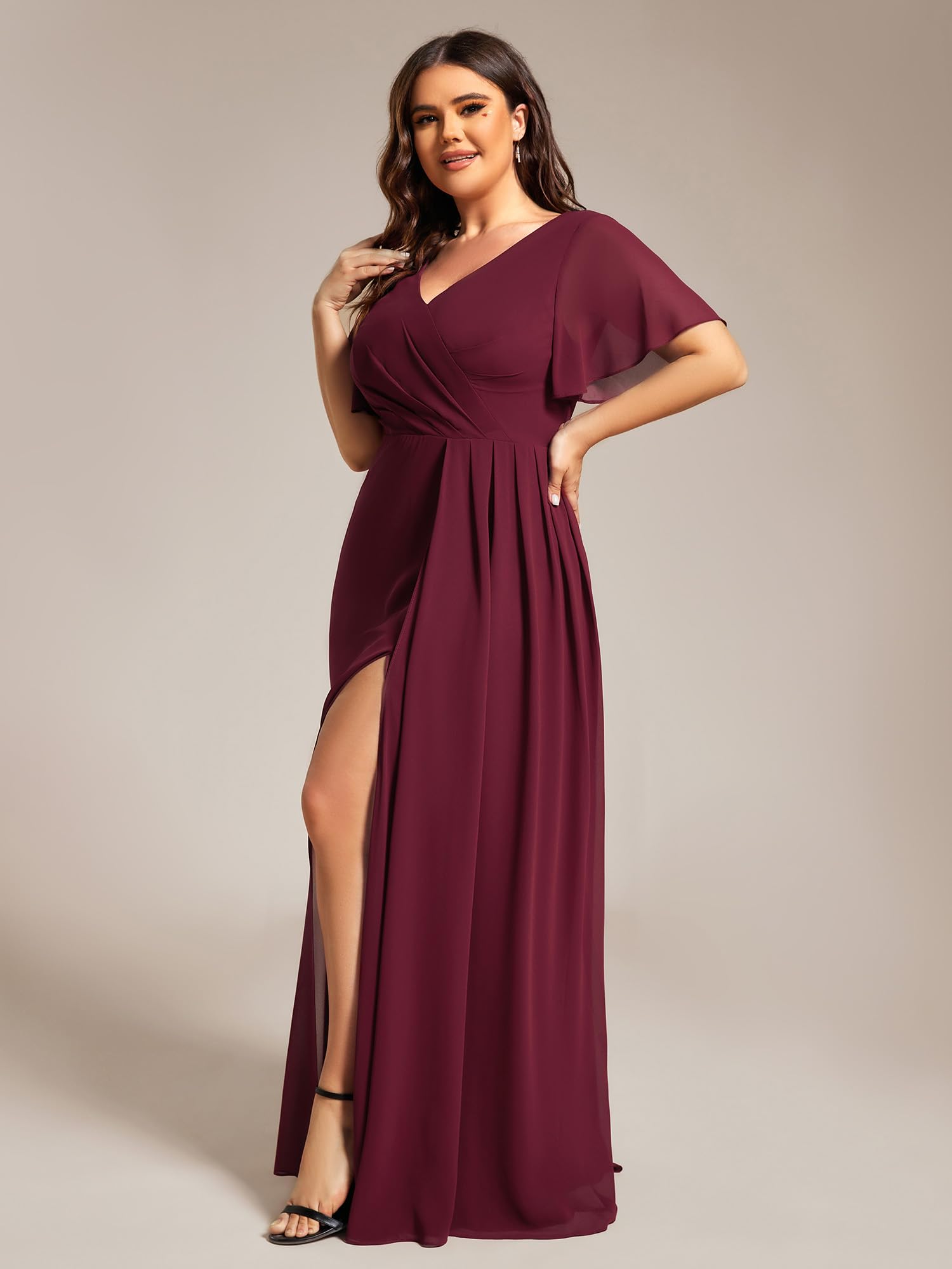 Ever-Pretty Plus Donne Scollo A V Chiffon Increspato Increspature Maniche Spacco Laterale Piano Lunghezza Plus Size Abiti da Damigella D'Onore S0050-DA