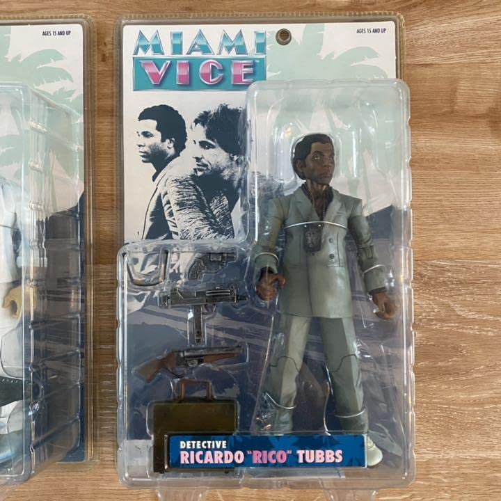 Amazon.co.jp: MEZCO 特捜刑事マイアミバイス Miami Vice