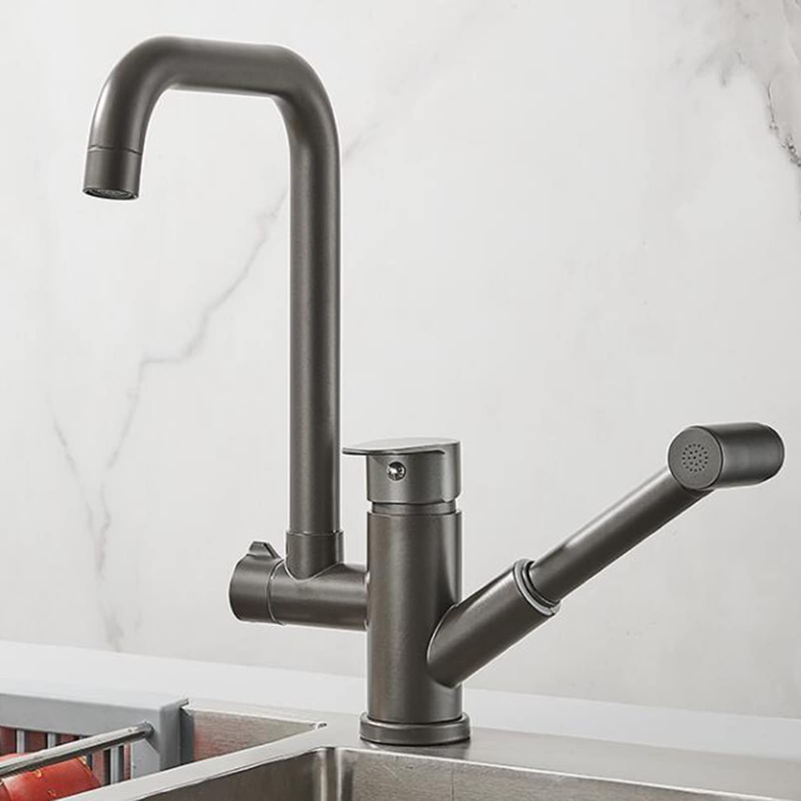 Robinet de cuisine rotatif t&eacute;l&eacute;scopique id&eacute;al pour simplifier la vaisselle et laver les l&eacute;gumes