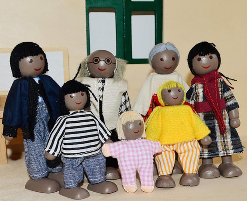 Set de 7 muñecos de madera para casa de muñecas miniatura 4