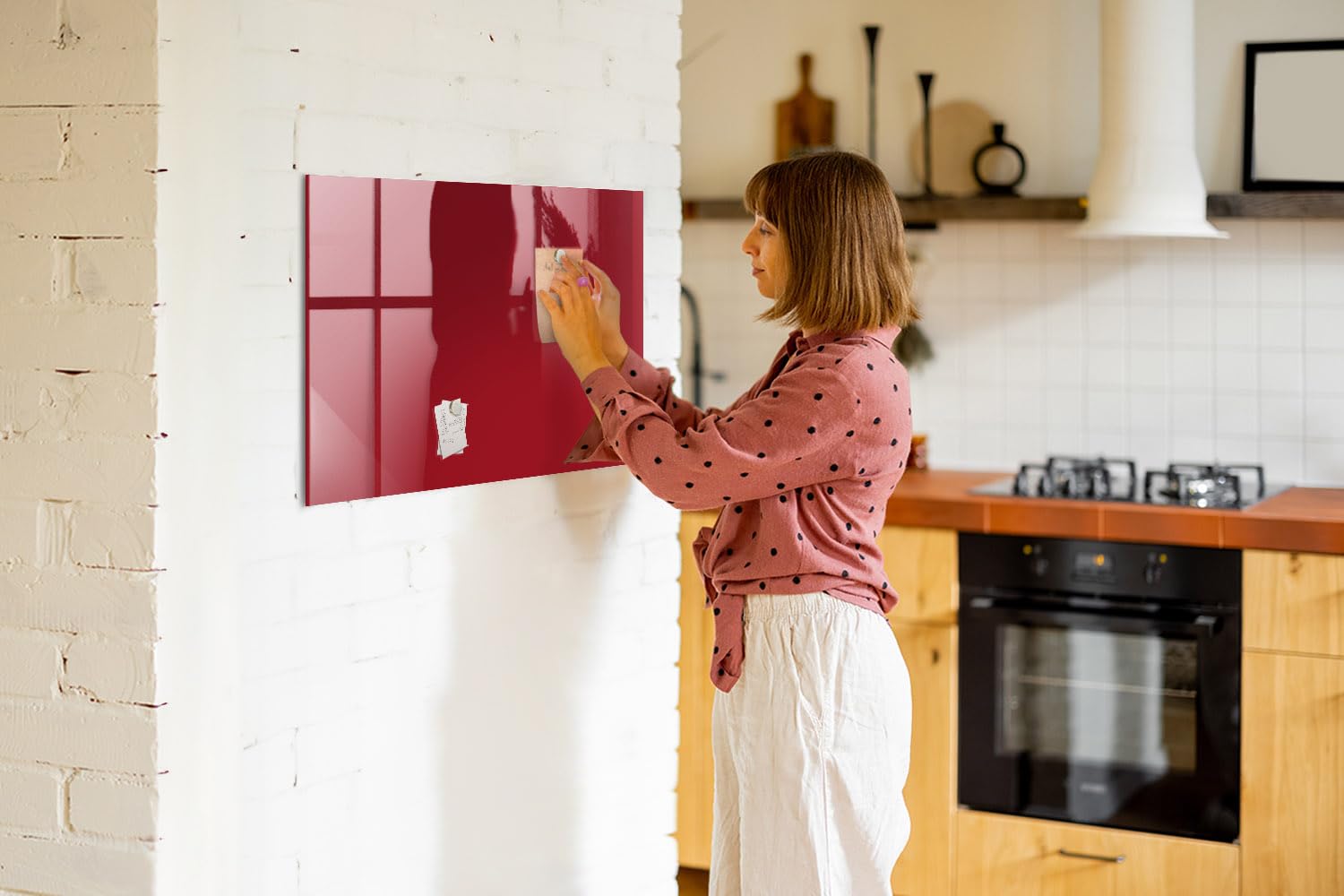 Menú y Pizarra Magnética para Restaurantes y Cafeterías 90x60 color rojo | Tablero Imantado | Cristal Templado | Mural de Pared | Placa de Acero | Cartelera Informativa | Organizador de Tareas