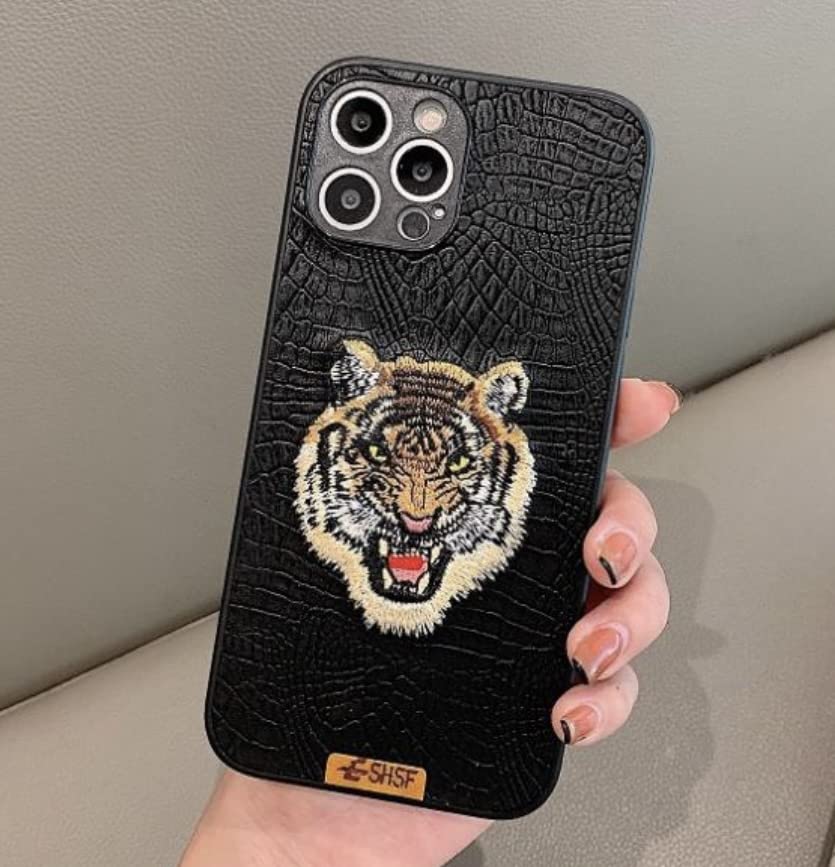 GUCCI トラ刺繍 iPhone8スマホケース